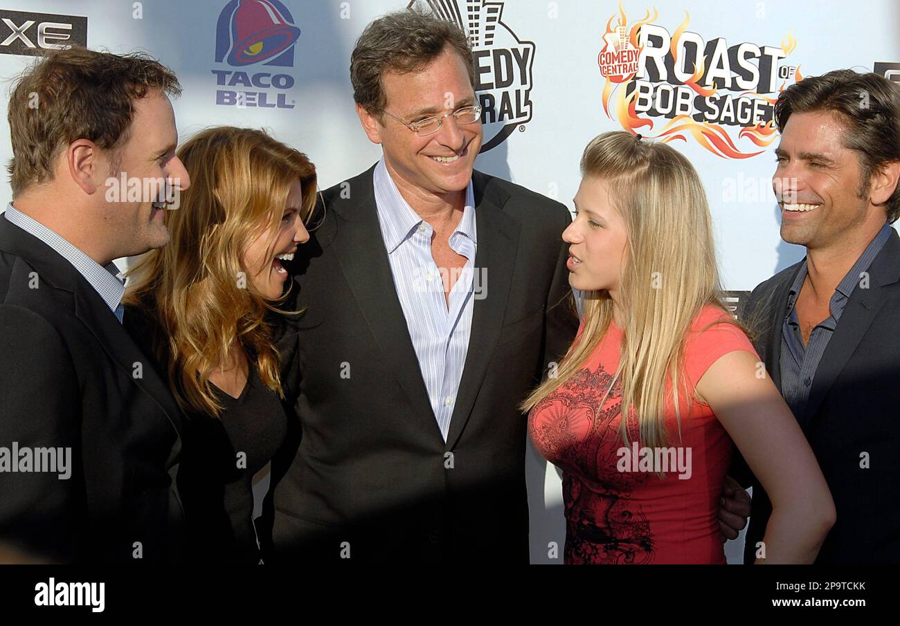 From left to right, actor Dave Coulier, actress Lori Loughlin, actor