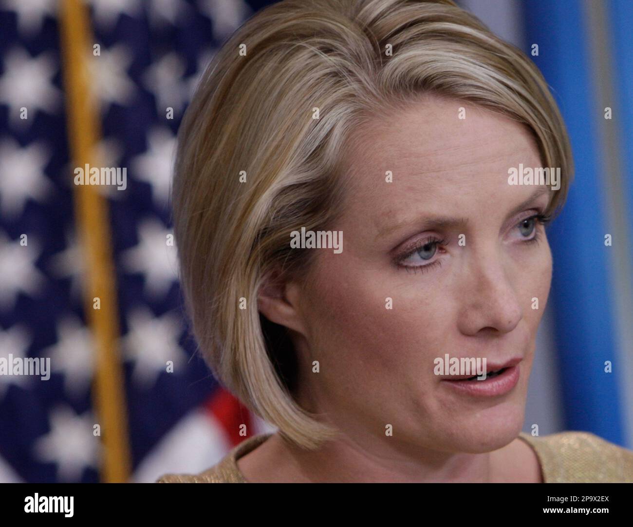 White House Press Secretary Dana Perino responds to a reporters ...