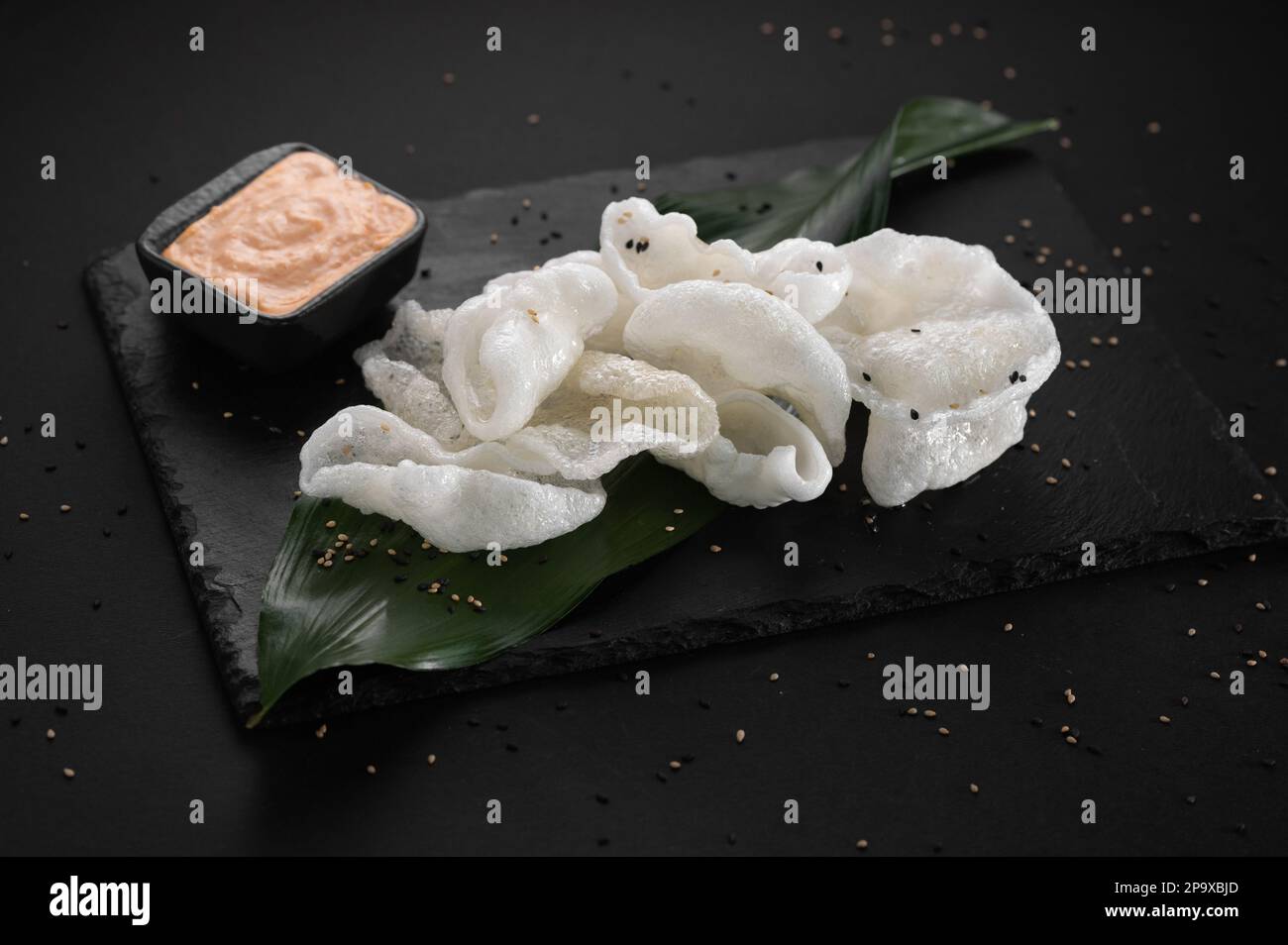 Rice chips. Traditional Japanese food Stock Photo Alamy
