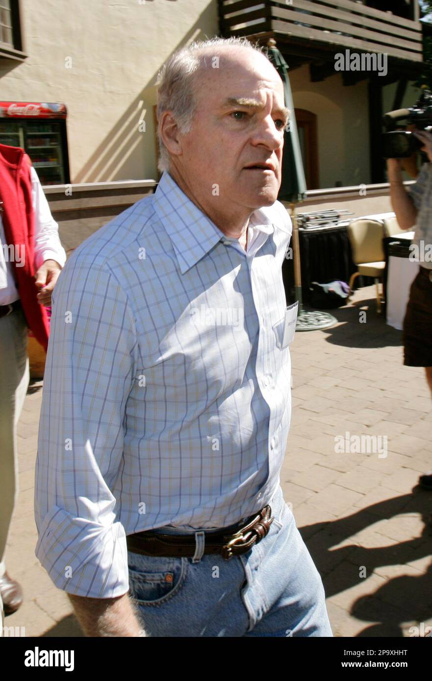 Henry Kravis, founding partner of Kohlberg Kravis Roberts & Co., breaks