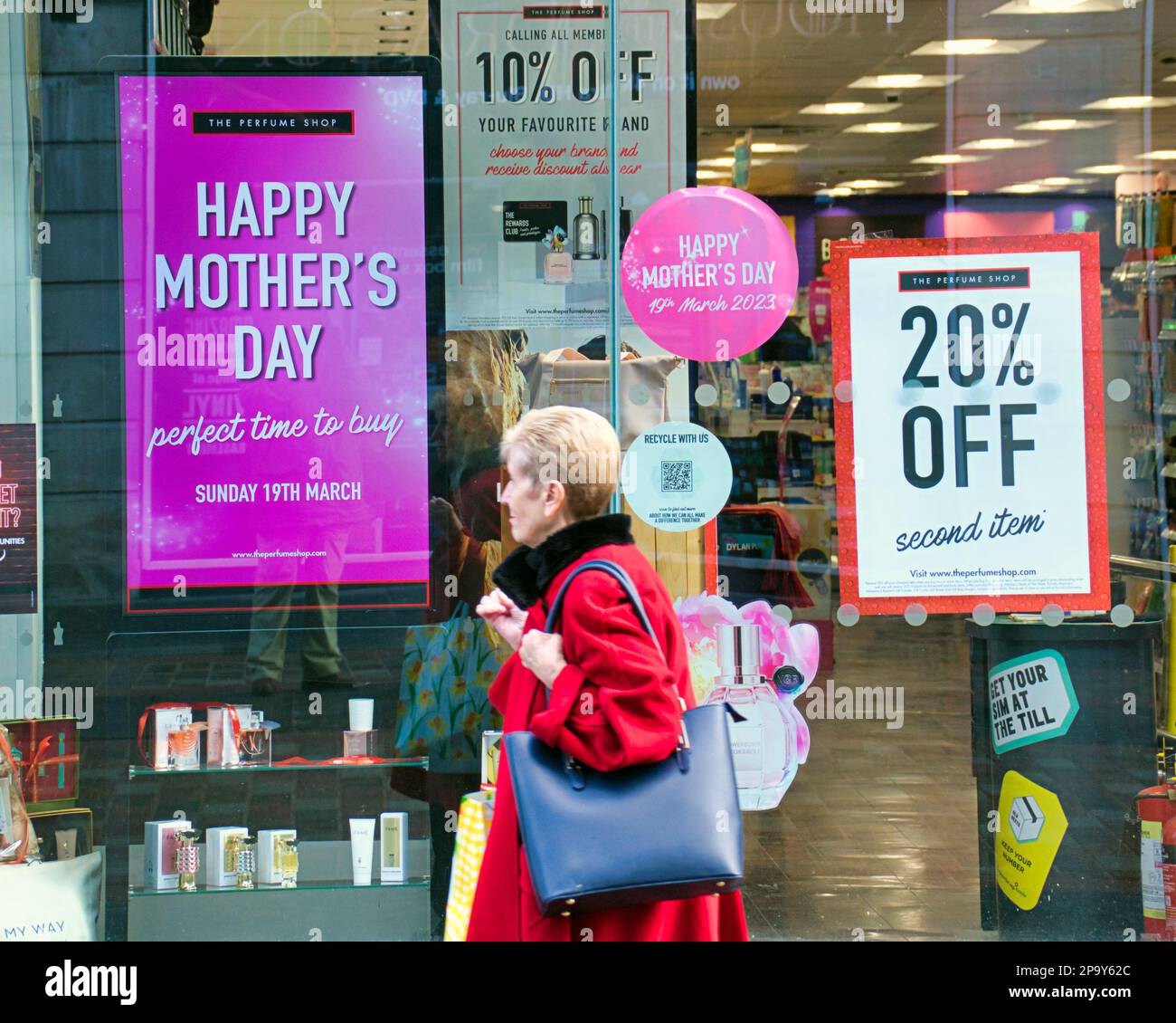 Glasgow, Scotland, UK 11th March, 2023. Mothers day shopping on the retail capital and style mile of Scotland  Buchanan. Argyll and sauchiehall street. Credit Gerard Ferry/Alamy Live News Stock Photo