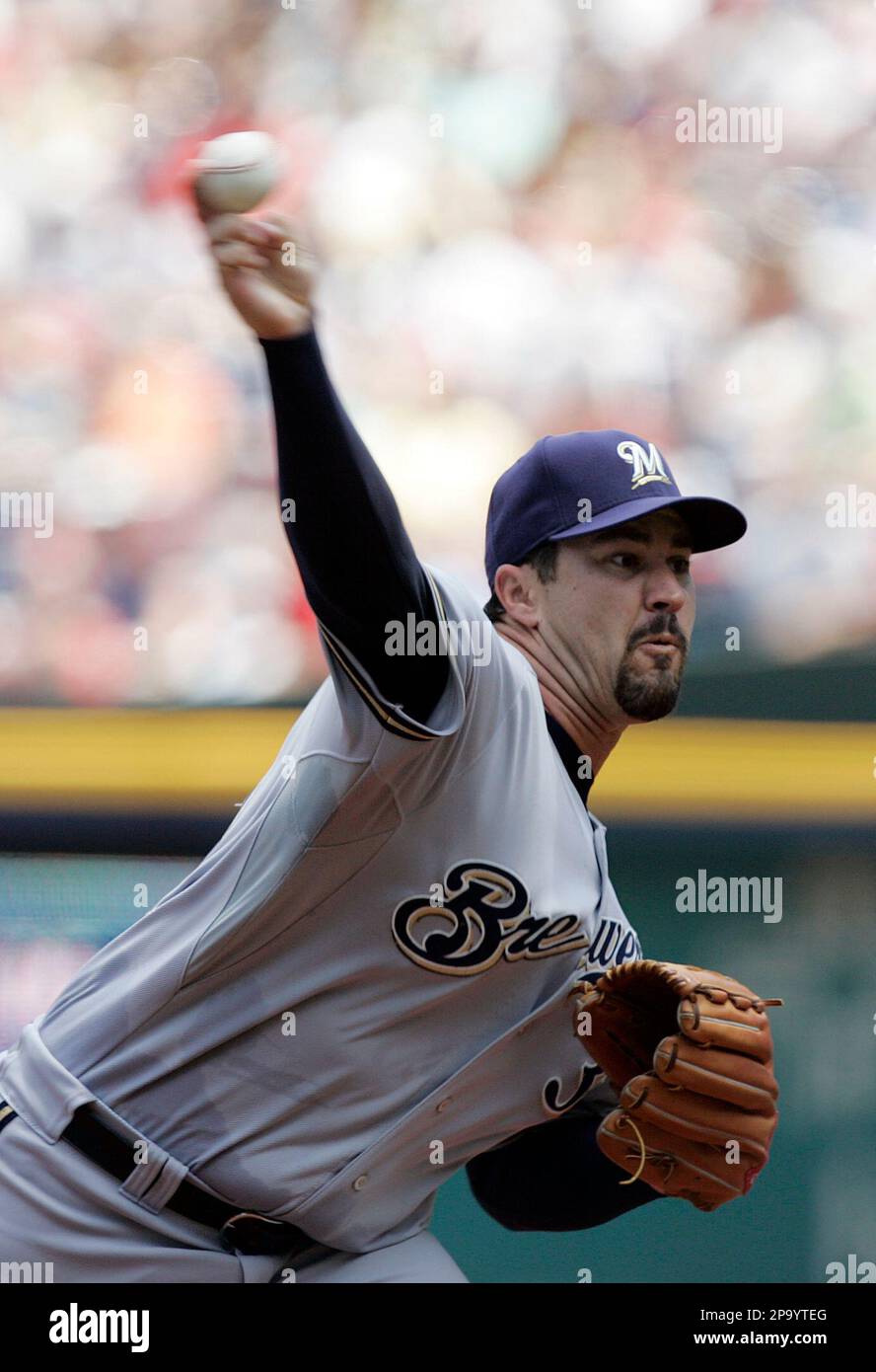 Milwaukee Brewers starter Jeff Suppan works in the first inning of a ...