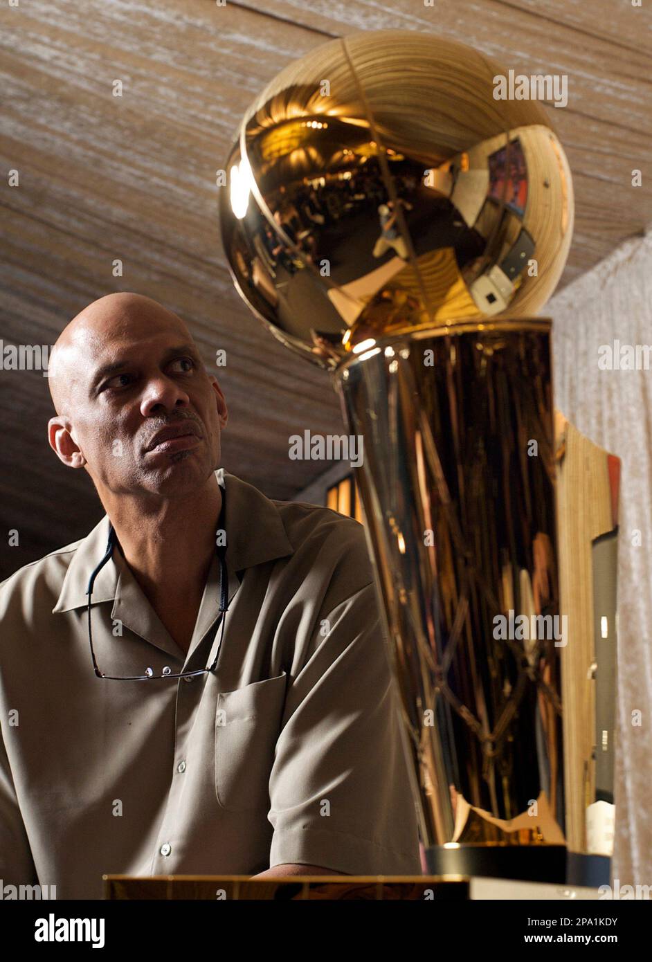 NBA on X: The making of the NEW Larry O'Brien Trophy from start