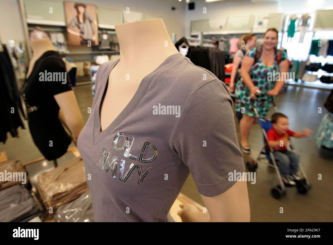 Old navy shop wholesale clothing