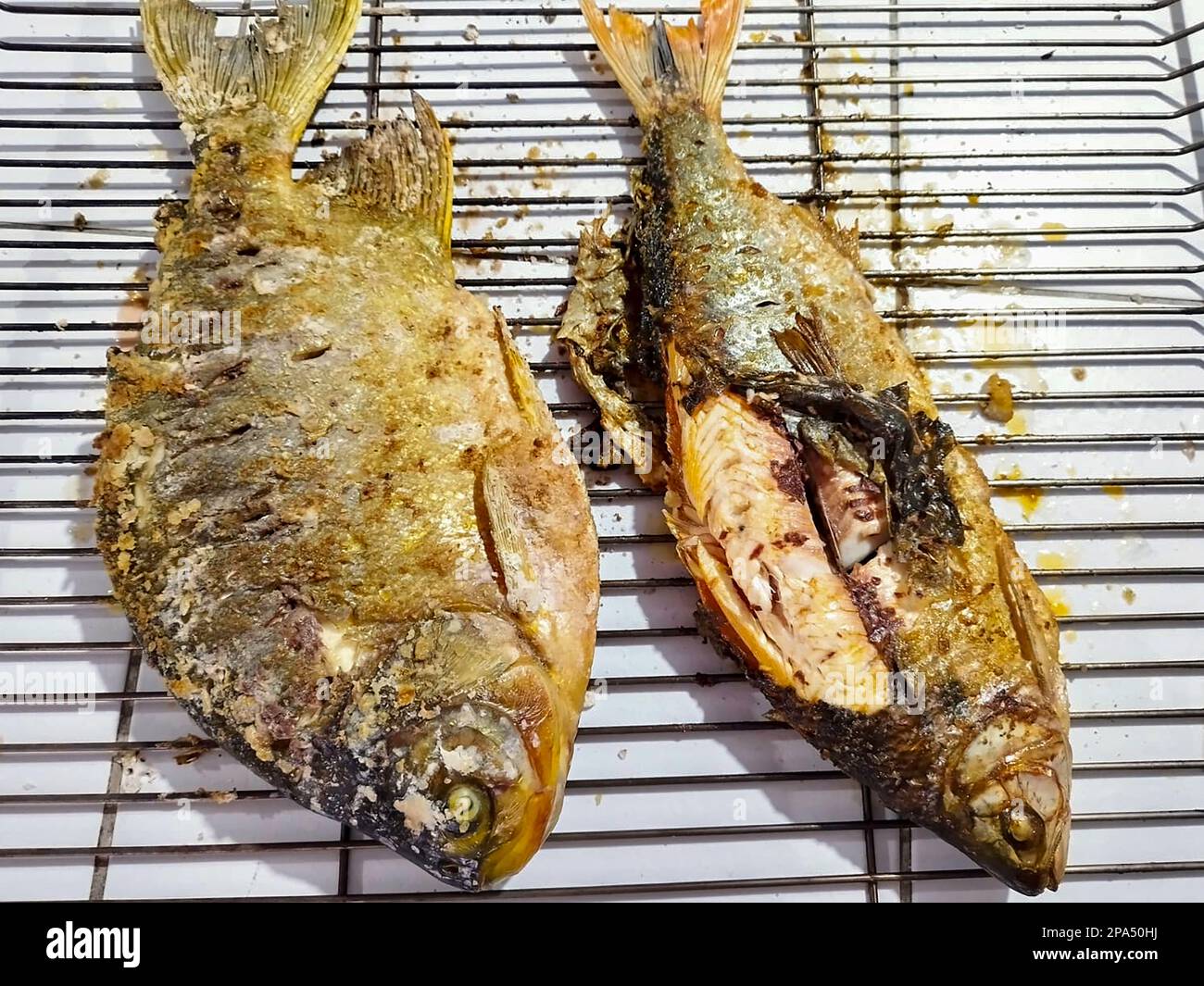 Grilled tropical fish, tambaqui (Colossoma macropomum) and Matrinxã (Brycon amazonicus), also known as 'jatuarana' Stock Photo