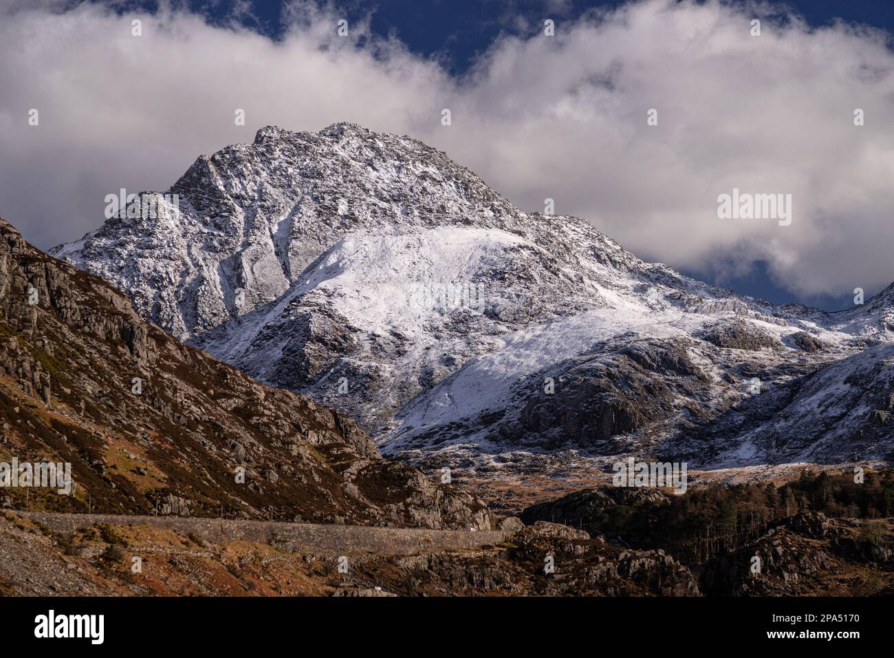Snow on Tryfan mountain, Snowdonia, North Wales Stock Photo
