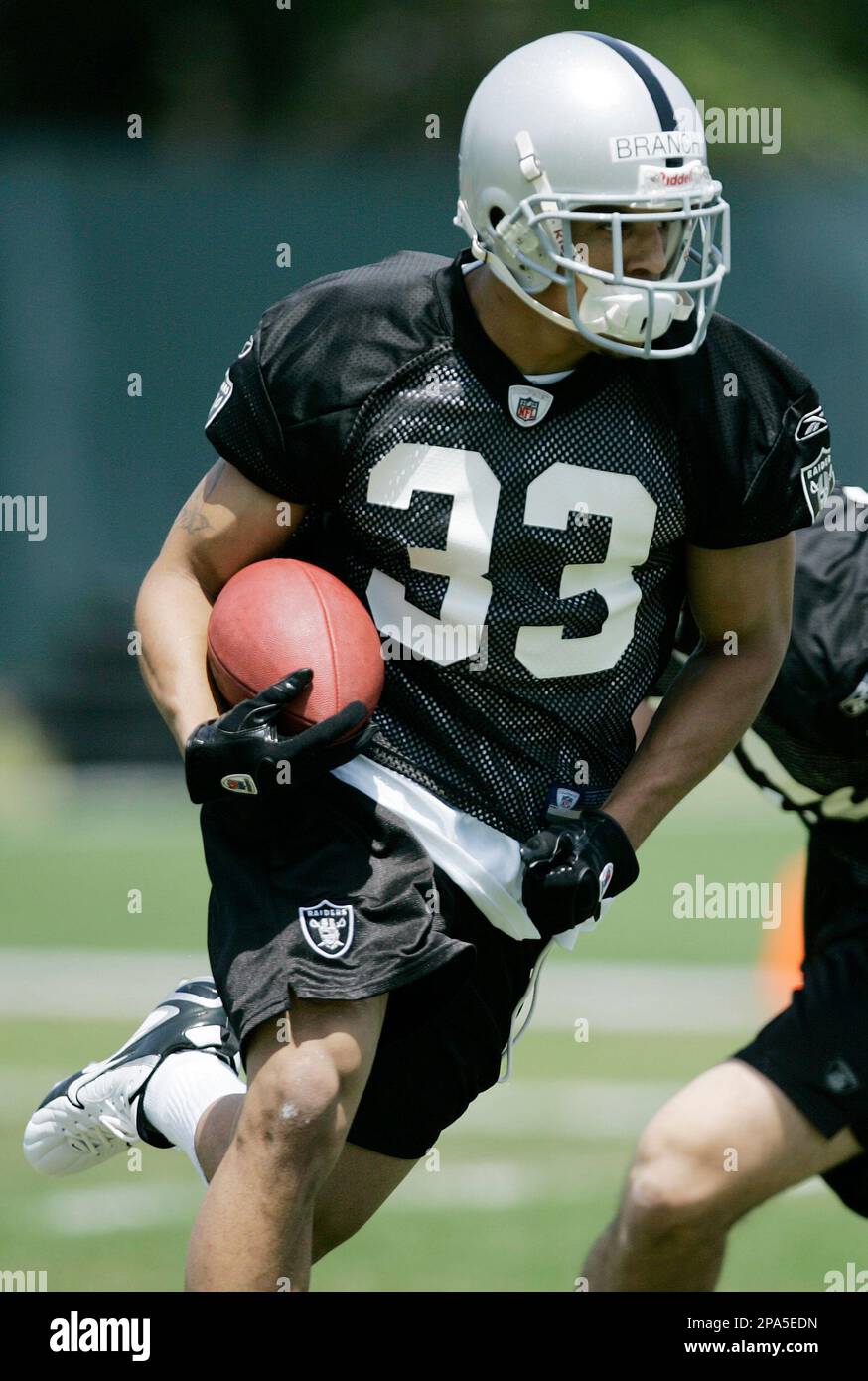 Tyvon Branch #33  Raiders football, Oakland raiders, Football