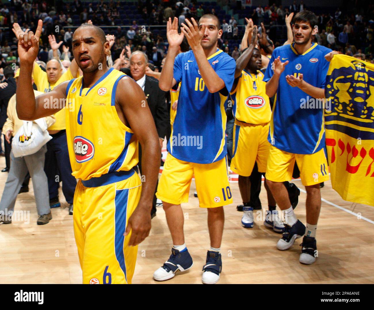 Maccabi Tel Aviv players react after winning against Montepaschi Siena  Roster during their semifinal of the Euroleague Final Four Basketball  Championship at the Palacio de los Deportes in Madrid, Spain, Friday, May