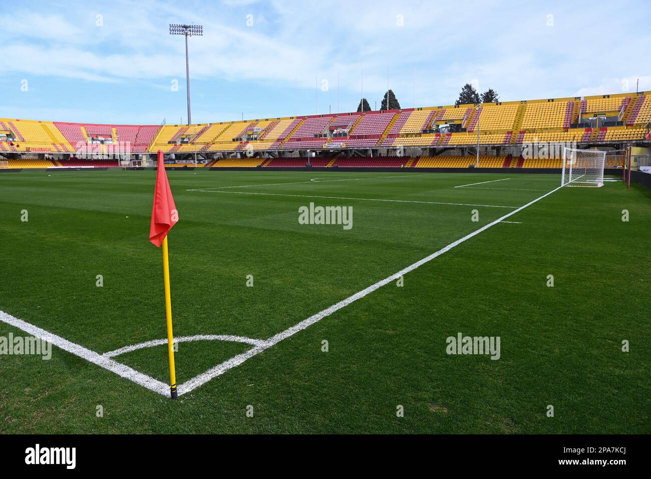 Campeonato Italiano Serie B Entre Benevento Vs Como Foto Editorial