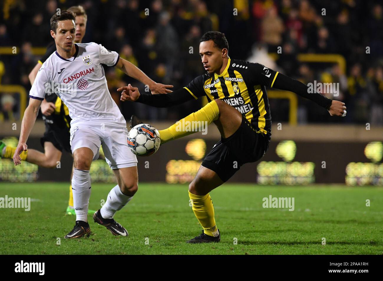 RSCA Futures' Mohamed Bouchouari and Beveren's Kevin Hoggas fight for the  ball during a soccer match, Stock Photo, Picture And Rights Managed  Image. Pic. VPM-41254264