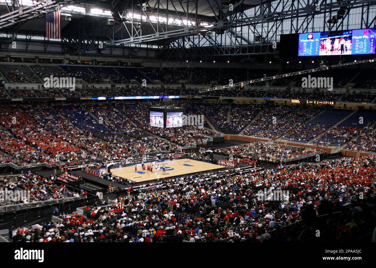 Davidson and Wisconsin play in an NCAA Midwest Regional semifinal