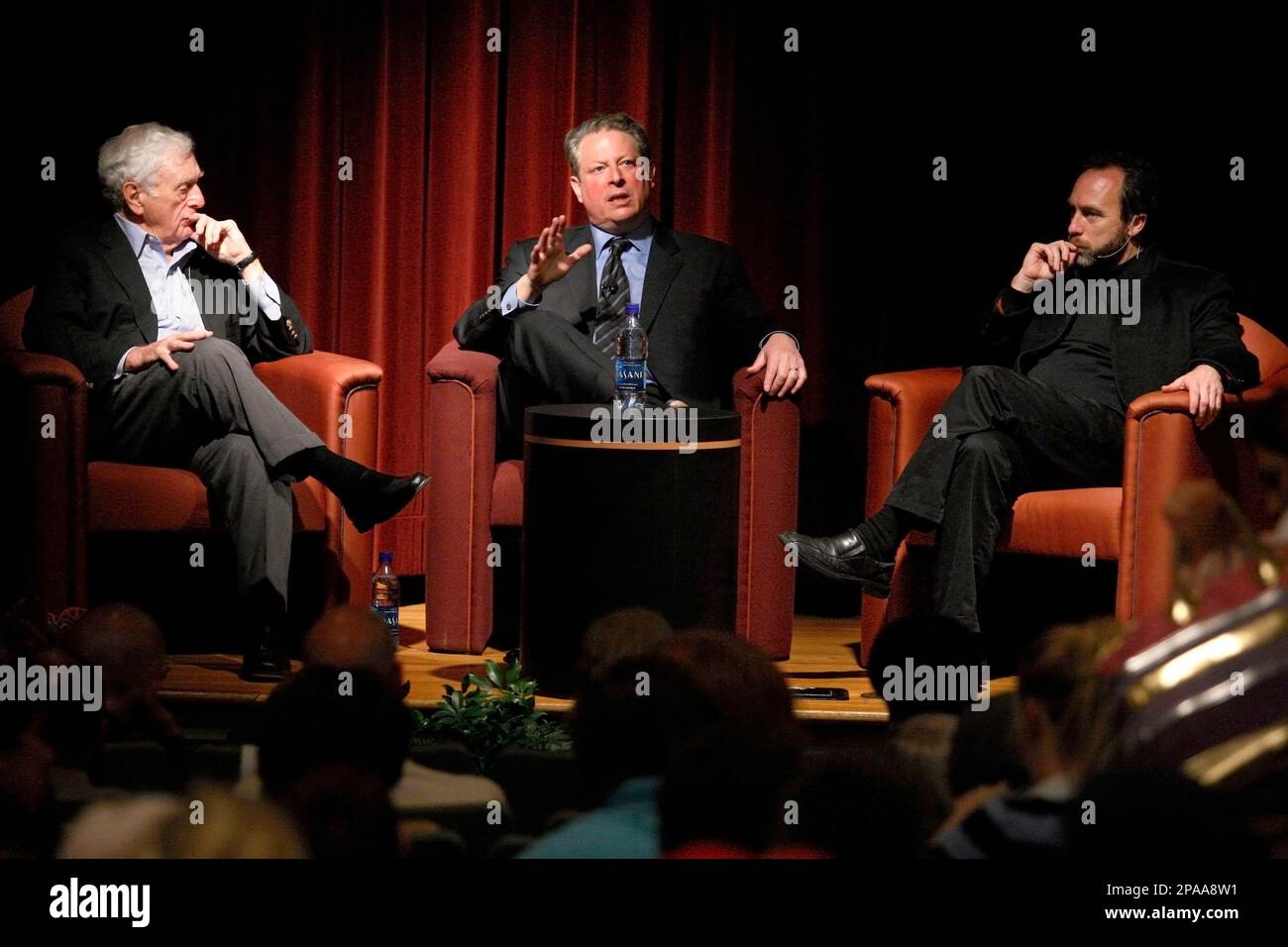 Former Vice President Al Gore, center, talks as part of a round-table  discussion with vetran journalist John Seigenthaler, left, and Wikipedia  founder Jimmy Wales, right, during an event called Accuracy, Privacy and