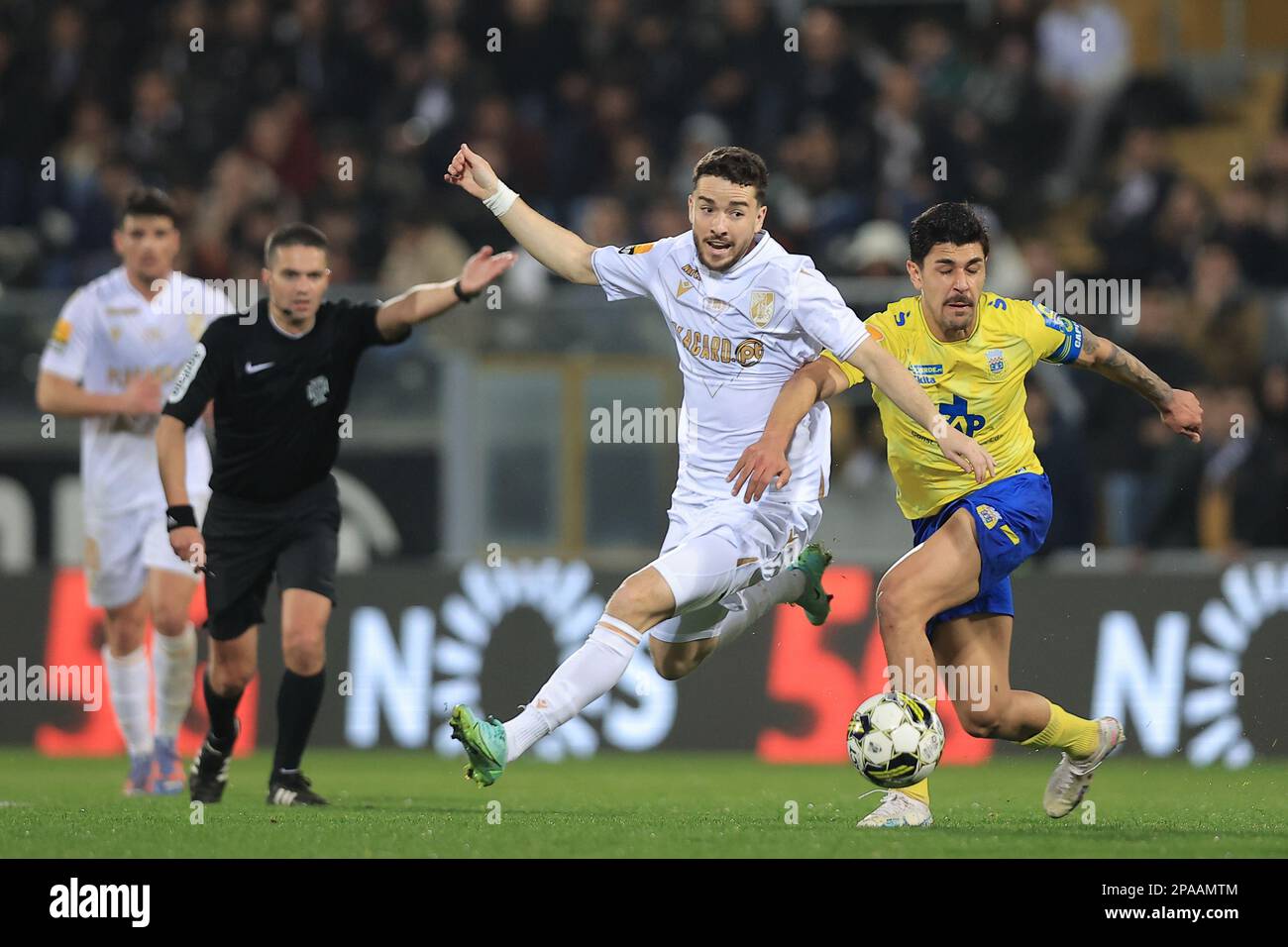 Jota Silva marca, assiste e ganha mais influência no V. Guimarães