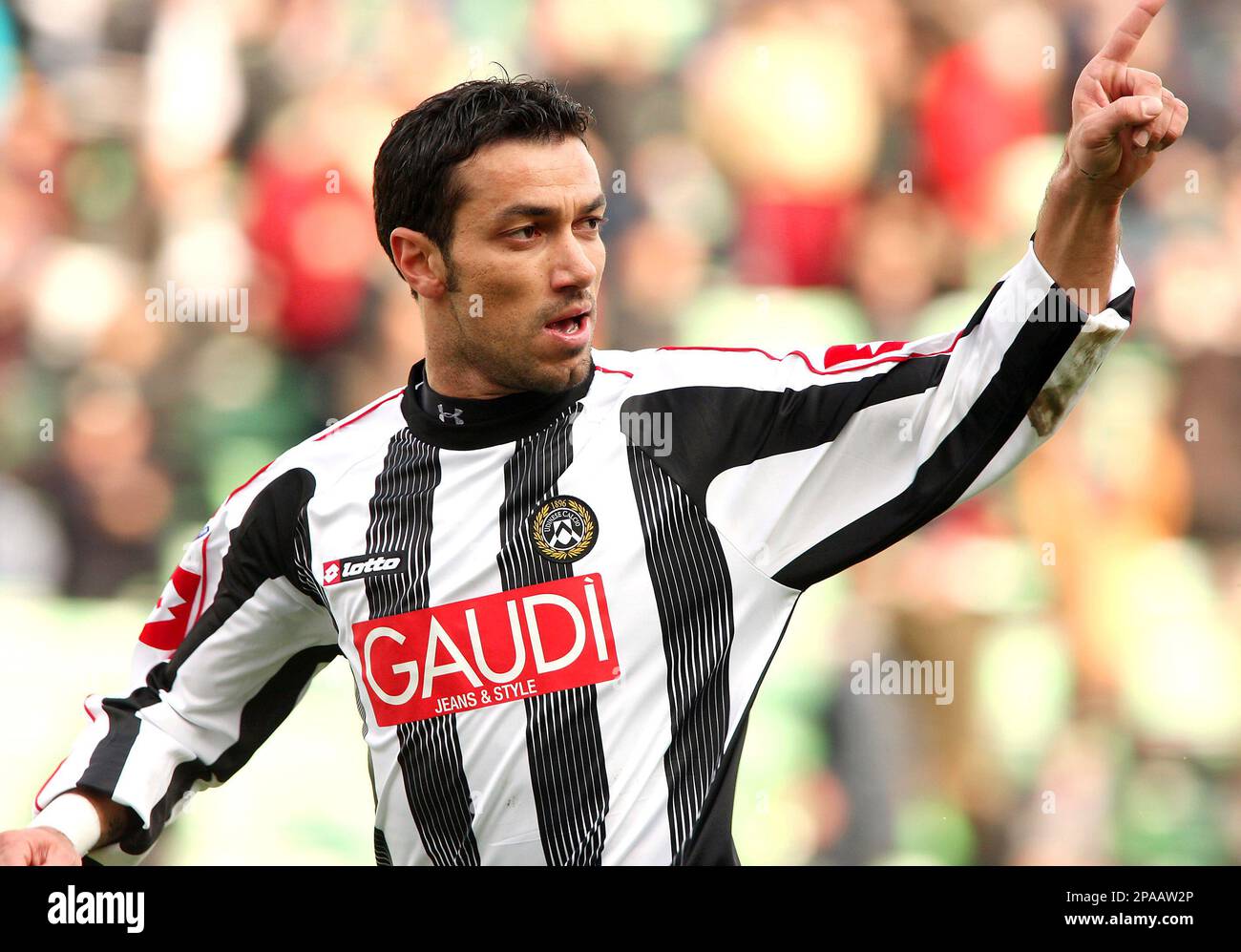 【国内正規総代理店アイテム】 Udinese forward Fabio Quagliarella celebrates after scoring スポーツ
