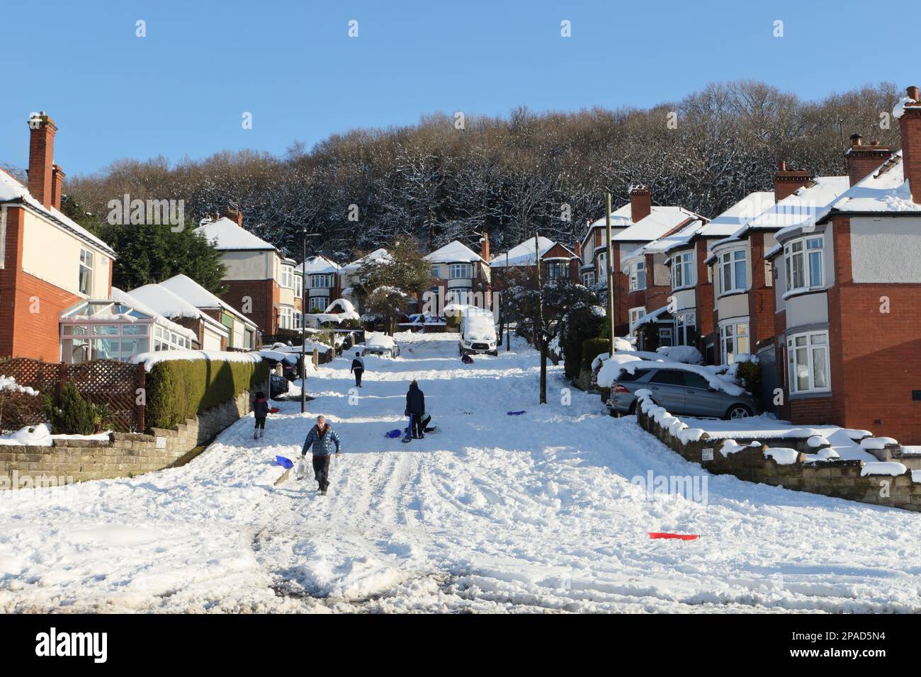 Winter snow scene, suburban Woodseats Sheffield England March 2023, Abbey lane, Roxton road Stock Photo