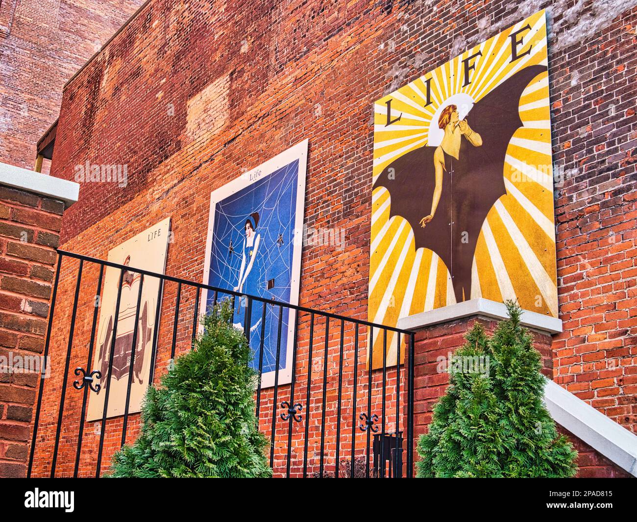 1930's style murals in downtown Springfield Ohio USA Stock Photo Alamy