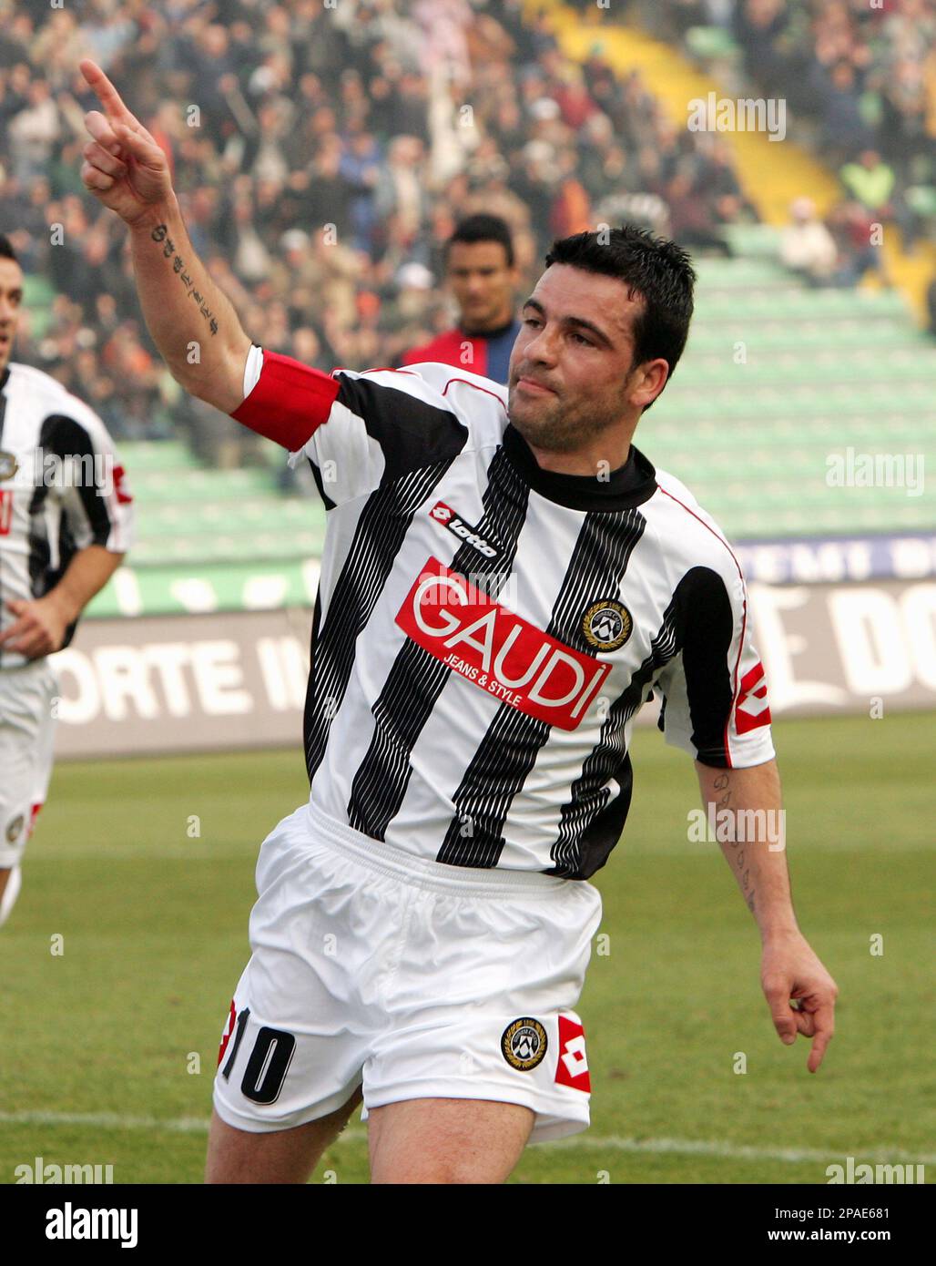 Udinese's Antonio di Natale reacts after scoring during the Italian Serie A  first division soccer match between Udinese and Genoa in Udine, Italy,  Sunday, Feb. 24, 2008. (AP Photo/Franco Debernardi Stock Photo -, image size:1028x1390