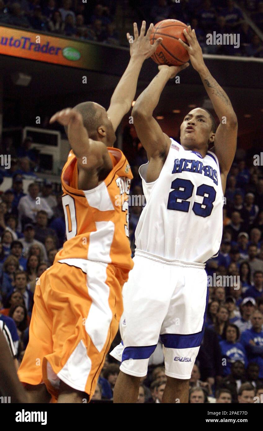 Memphis guard Derrick Rose 23 shoots over the reach of