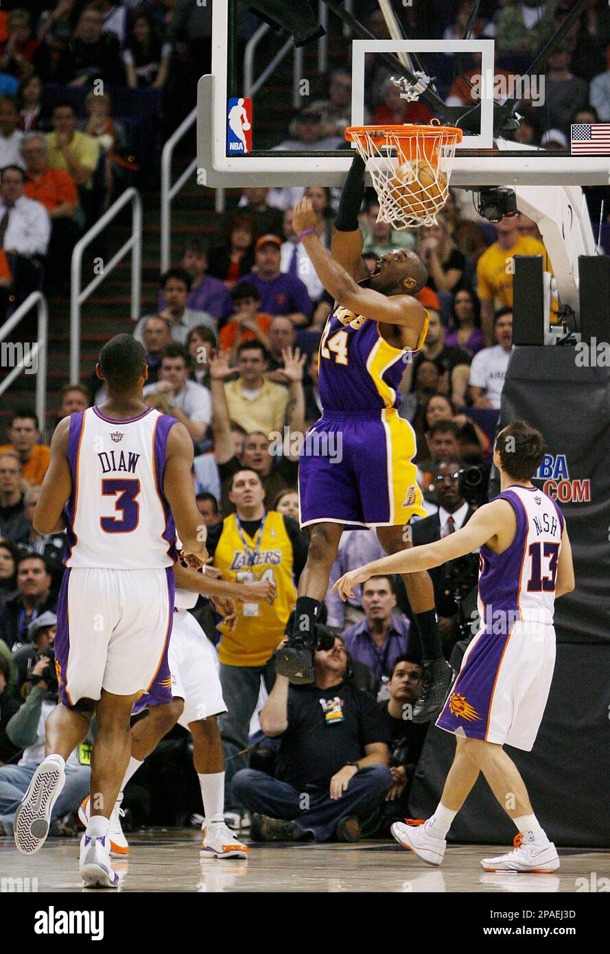 Phoenix Suns Boris Diaw left of France and Steve Nash right