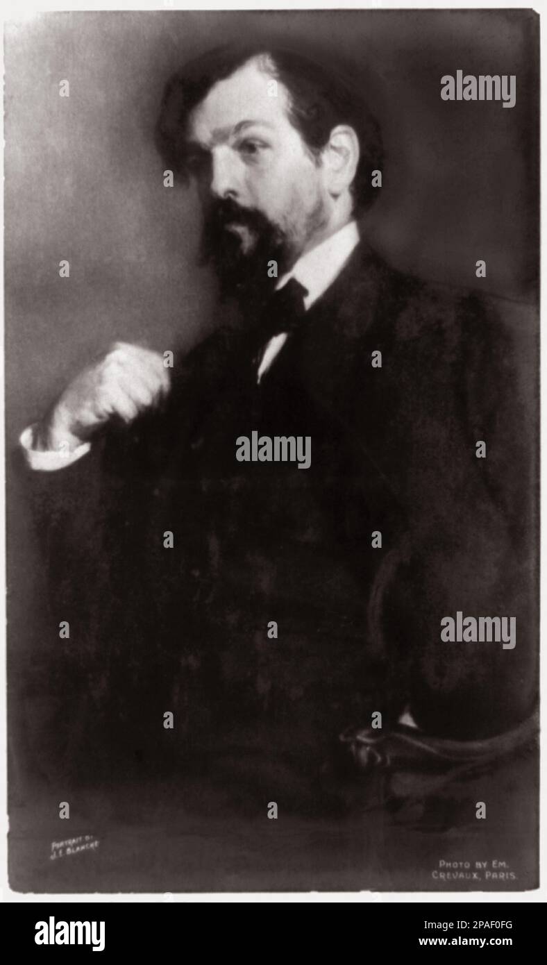 The celebrated french music composer and pianist Claude DEBUSSY ( Saint-Germain-en-Laye 1862 - Paris 1918 ),  portrait by J.E. Blanche (  photopostcard  by Em. Crevaux, Paris  ) - COMPOSITORE - MUSICA CLASSICA - classical - musicista - COMPOSITORE - MUSICISTA - MUSICA CLASSICA  - CLASSICAL - PORTRAIT - RITRATTO- barba - beard - Jacques Emile  ----       ARCHIVIO GBB Stock Photo