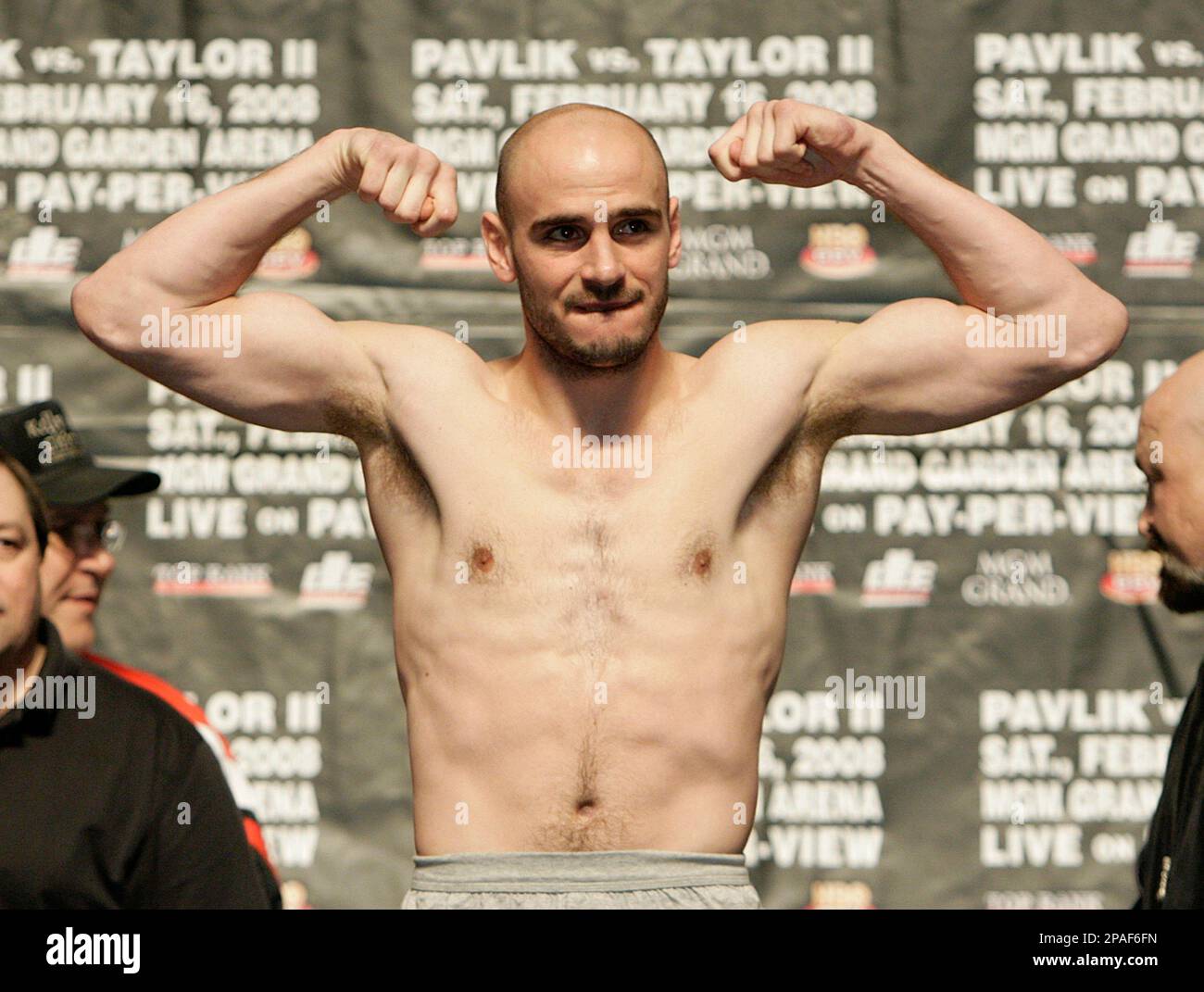 Middleweight champion Kelly Pavlik poses for photos during an official