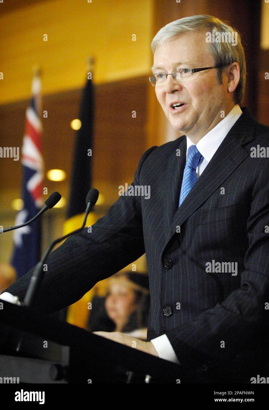 Australian Prime Minister Kevin Rudd speaks at the Aboriginal Welcome ...