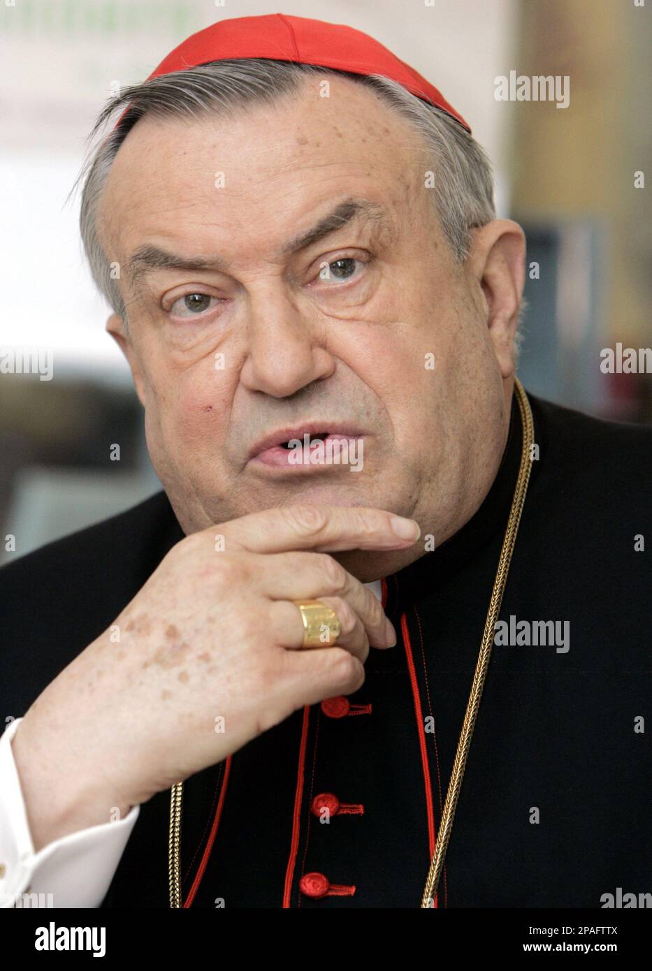 ** ARCHIV ** Karl Kardinal Lehmann, aufgenommen am Samstag, 21. April