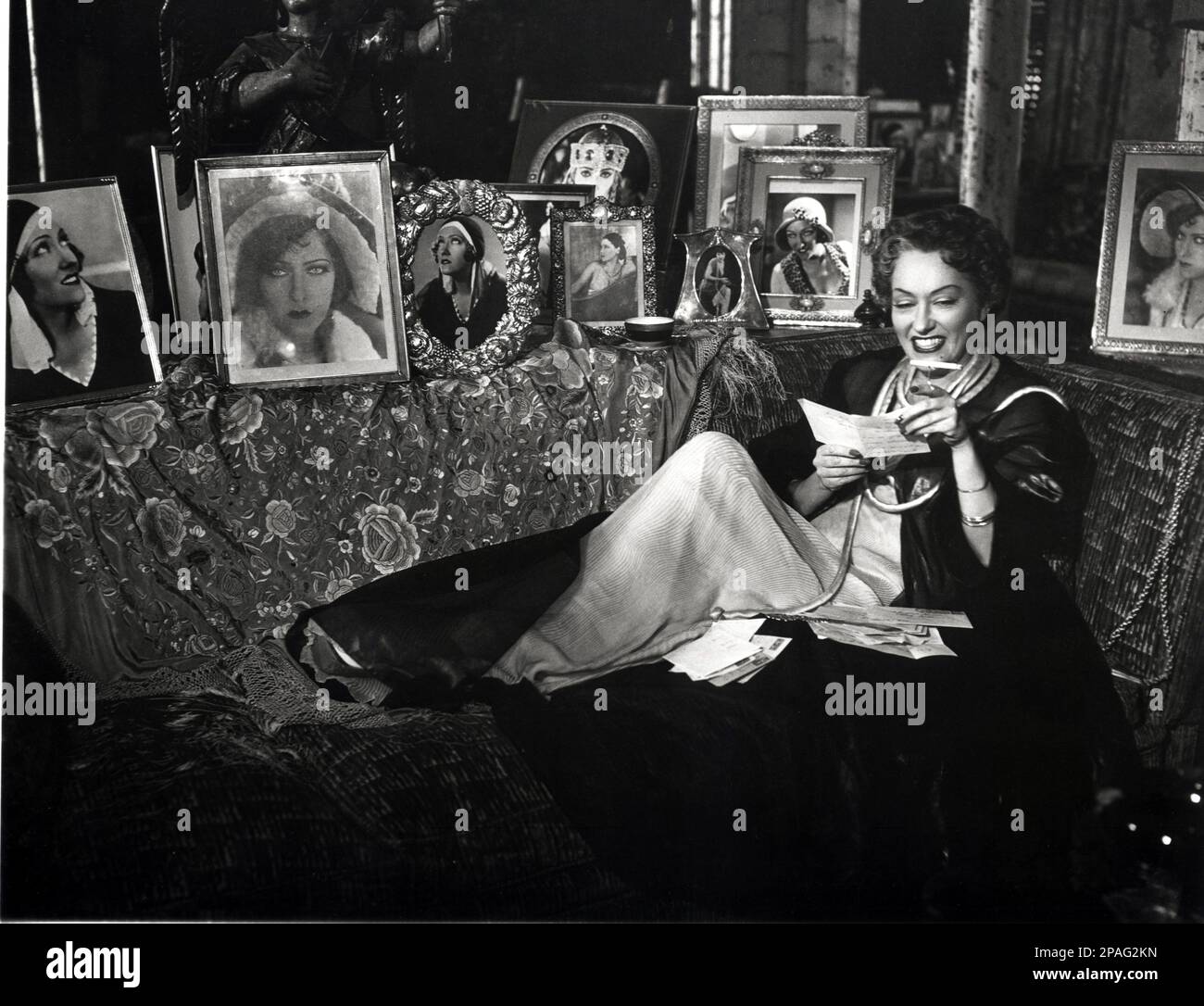 1951 : The movie actress GLORIA SWANSON ( Chicago 1898 - New York 1983 ...