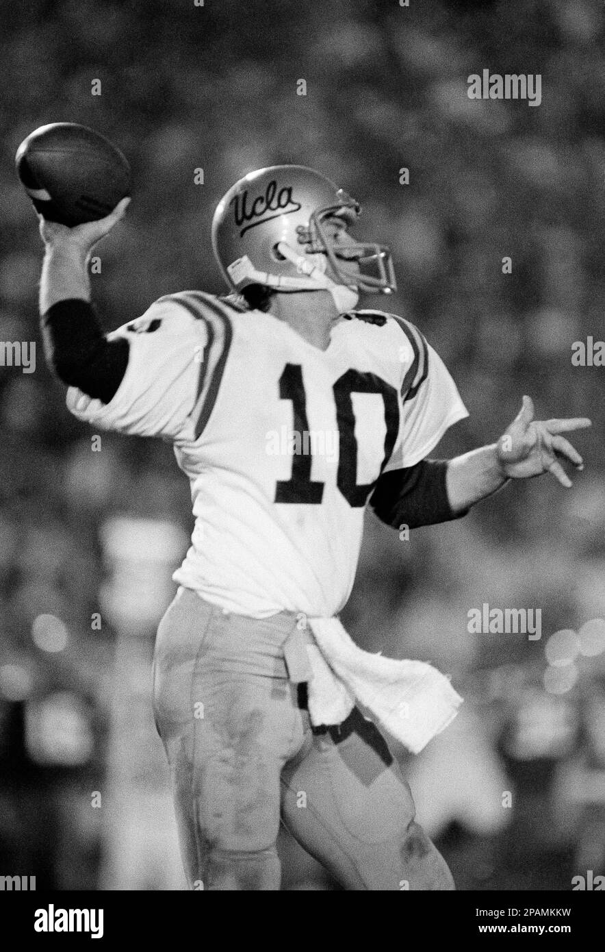 https://c8.alamy.com/comp/2PAMKKW/fil-e-ucla-quarterback-rick-neuheisel-rears-back-to-pass-in-this-jan-2-1984-file-photo-during-second-half-action-against-illinois-in-the-rose-bowl-football-game-at-pasadena-calif-neuheisel-who-quarterbacked-the-ucla-to-victory-in-the-1984-rose-bowl-and-later-served-as-an-assistant-under-terry-donahue-was-hired-as-head-coach-on-saturday-saturday-dec-29-2007-as-his-alma-maters-16th-coach-neuheisel-spent-the-last-three-seasons-as-an-assistant-coach-for-the-nfls-baltimore-ravens-ap-photo-2PAMKKW.jpg