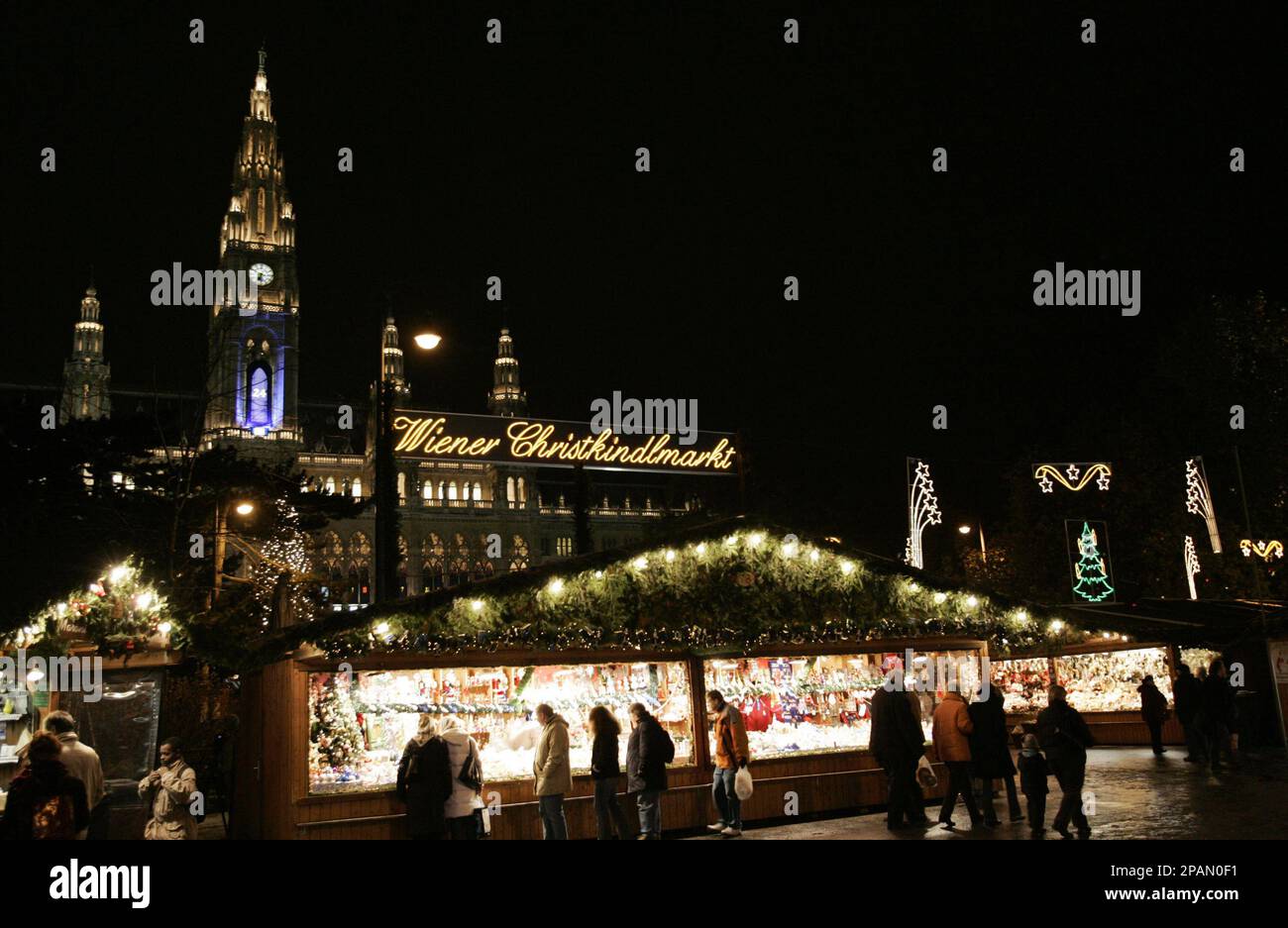 ** FILE ** Vienna's biggest Christmas market, the Christkindlmarkt, is