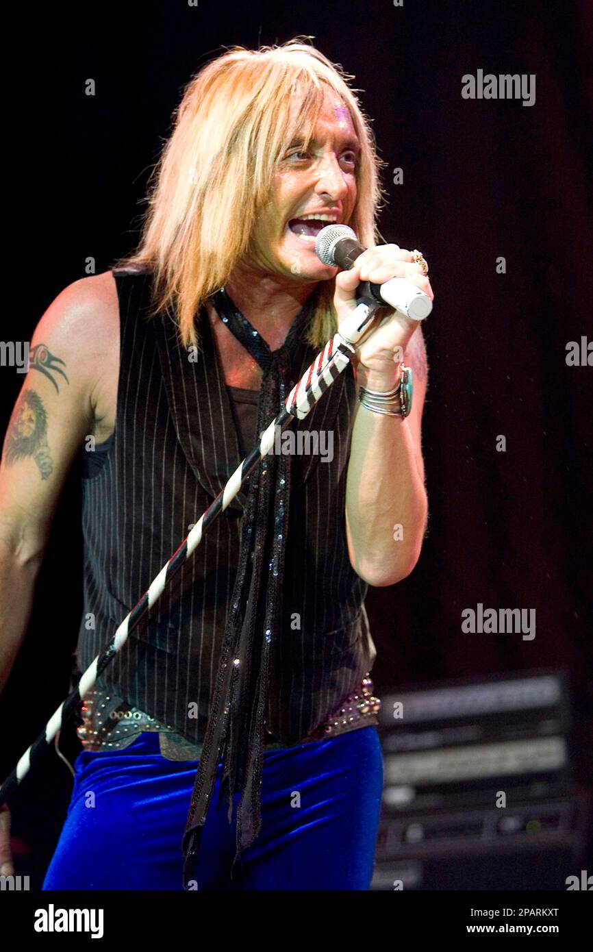 Quiet Riot singer Kevin Dubrow performs at the Henderson Pavilion, Saturday, Sept. 1, 2007. (AP