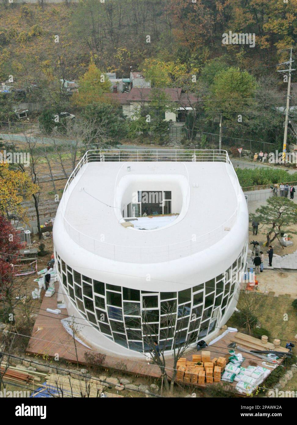 Haewoojae, the world's one and only toilet house, is seen in Suwon ...