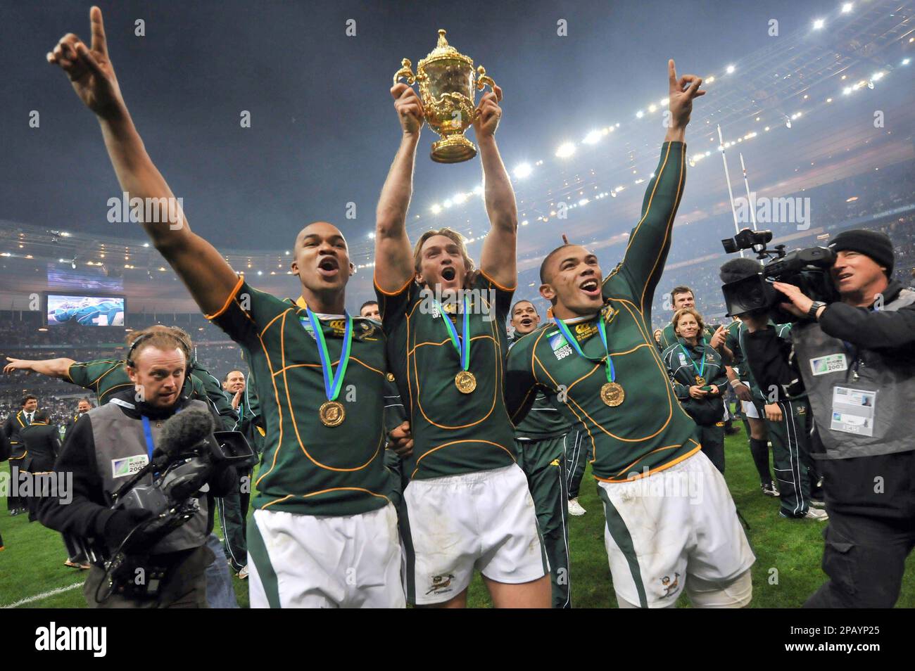 South Africa's JP Pietersen, Percy Montgomery and Bryan Habana, from ...