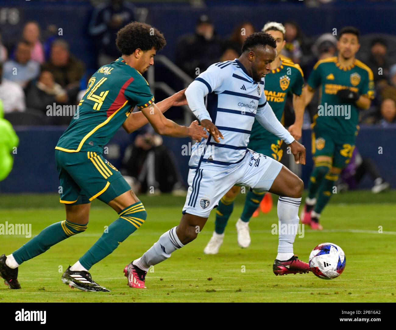 Kansas City, USA. 16th Nov, 2022. Sporting Kansas City defender Tim Leibold  (14) lines up a shot on goal. Sporting KC hosted the LA Galaxy in a Major  League Soccer game on