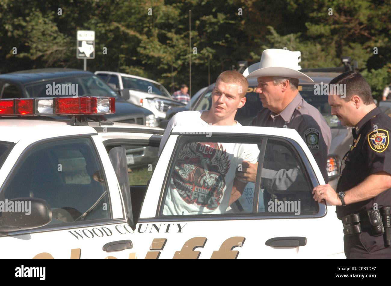Wood County Sheriff Dwaine Daugherty, center, and Winnsboro Police Lt