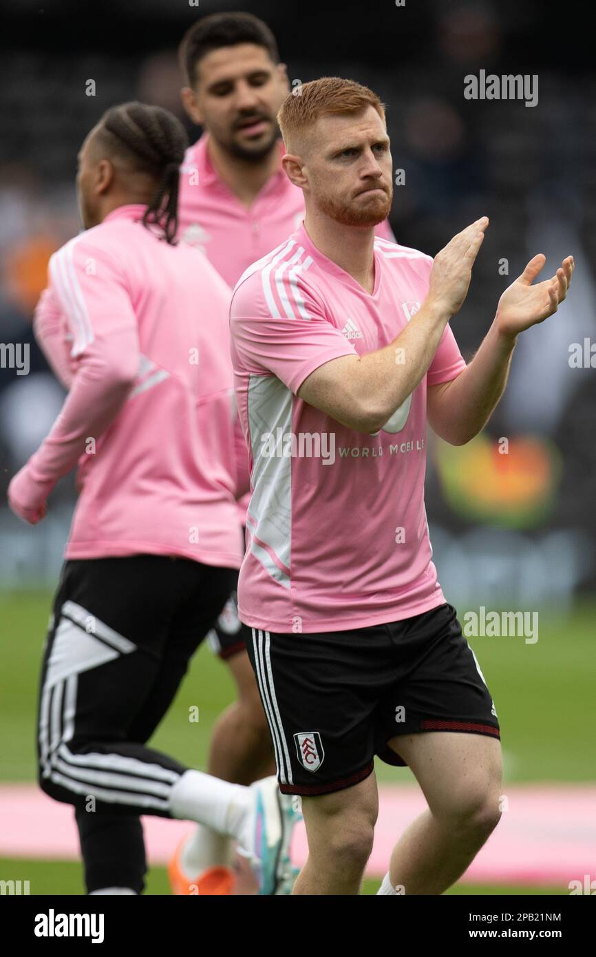 Harrison Reed of Fulham warms up during the Premier League match between Fulham and Arsenal at Craven Cottage, London on Sunday 12th March 2023. (Photo: Federico Guerra Maranesi | MI News) Credit: MI News & Sport /Alamy Live News Stock Photo