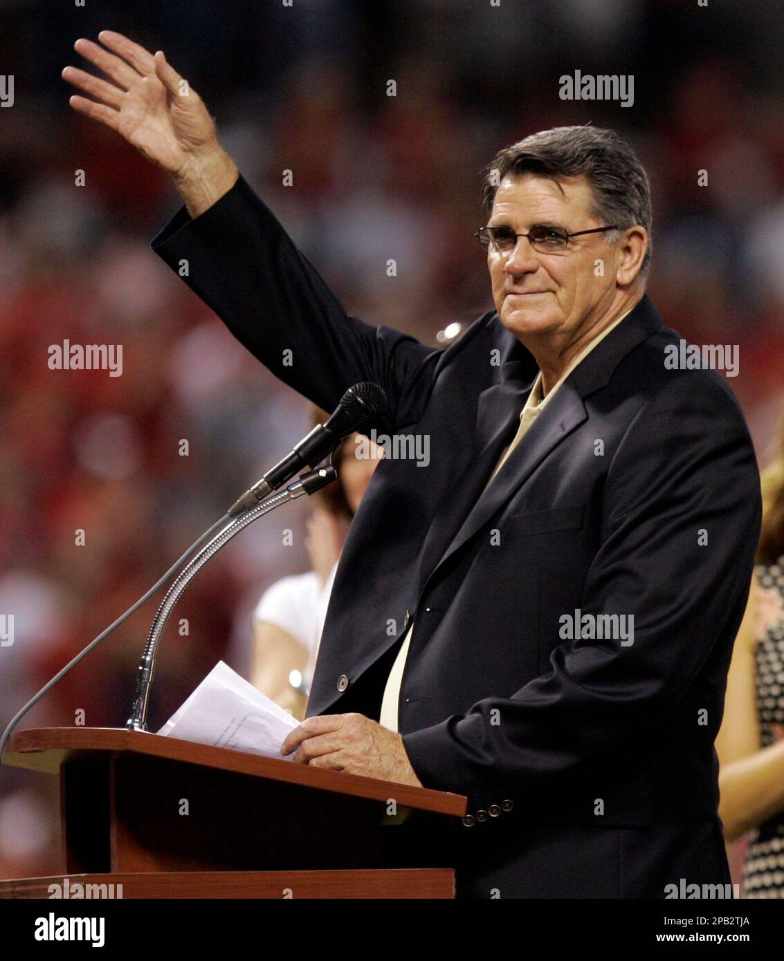 St. Louis, United States. 17th July, 2014. St. Louis Cardinals broadcaster Mike  Shannon shown at his 75th birthday July 17, 2014. Shannon died on April 30,  2023 at the age of 83.