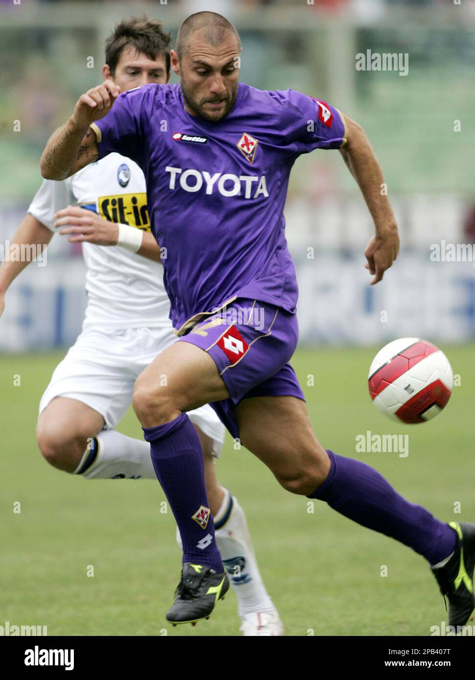 Fiorentina's forward Christian Vieri in action during the Italian Serie A  first division soccer league match between Fiorentina and Atalanta at  Florence's Artemio Franchi stadium, Italy, Sunday, Sept. 16, 2007. The match