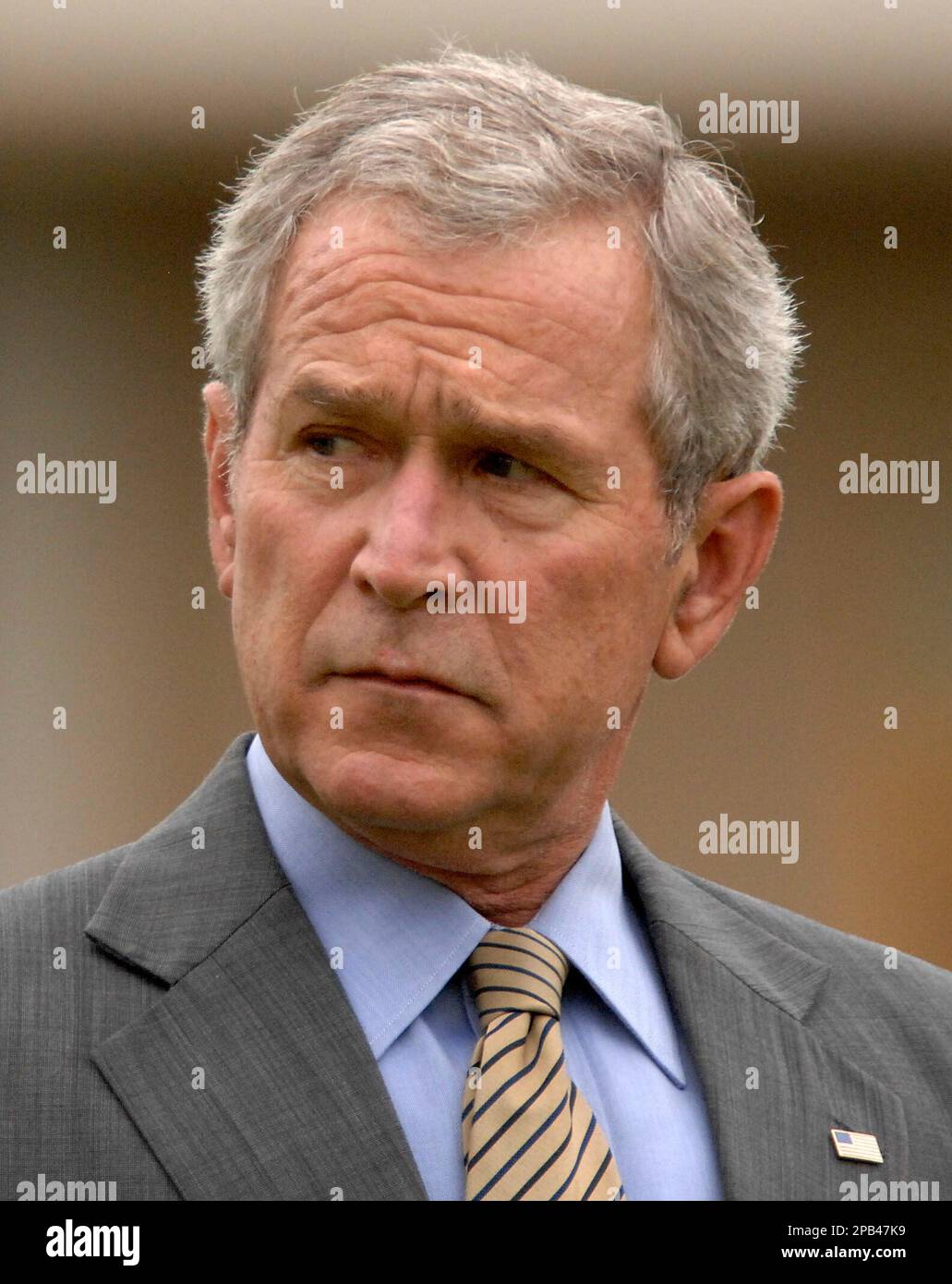 President Bush visits The Basic School at Marine Corps Base Friday ...