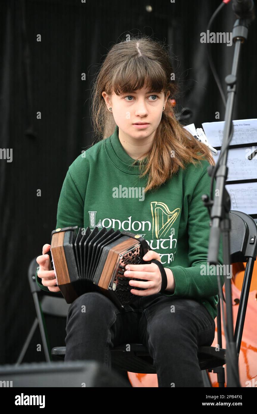 st patricks day parade london trafalgar square
