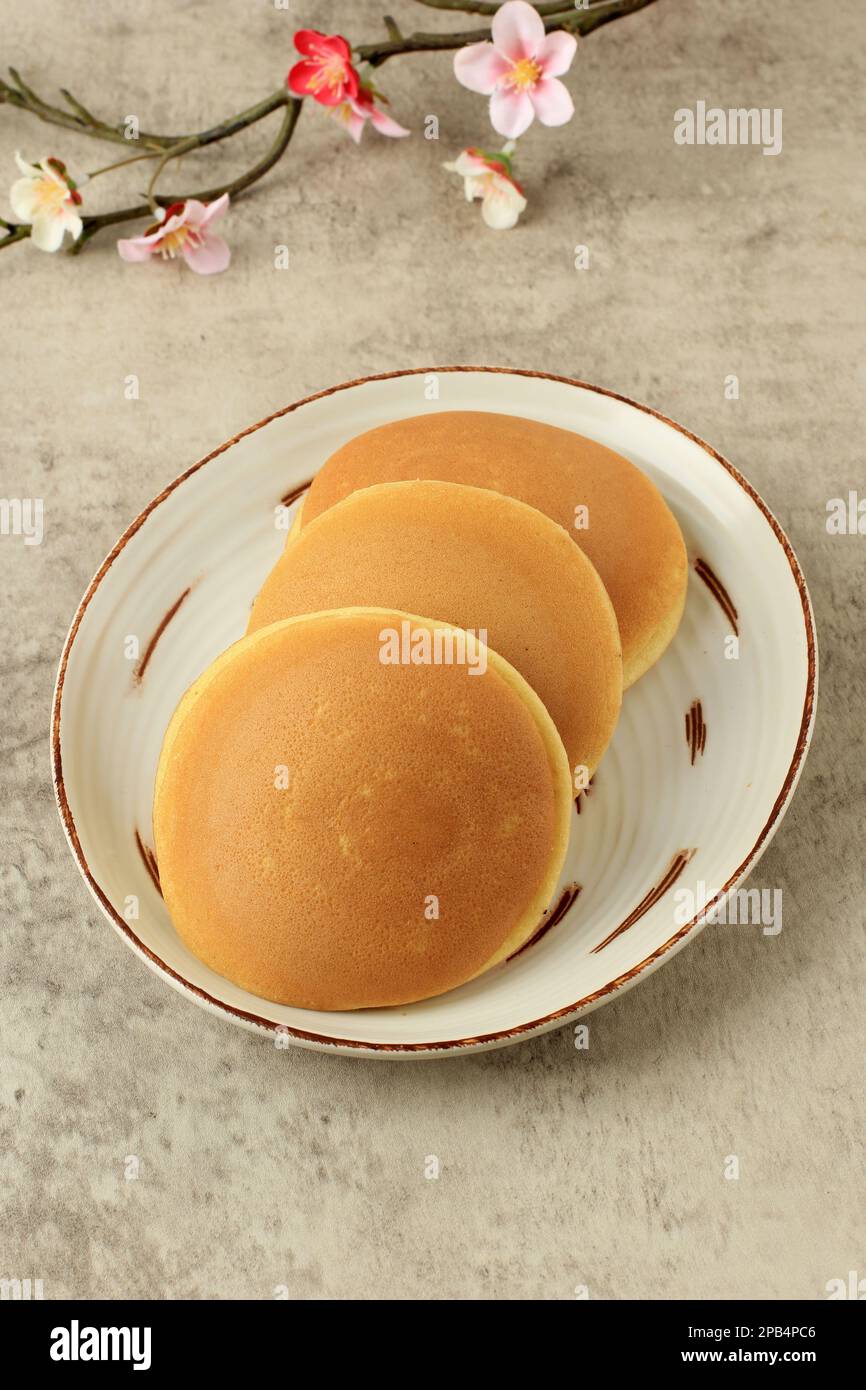 Dorayaki, Japanese Double Pancake with Red Bean Jam Stock Photo Alamy