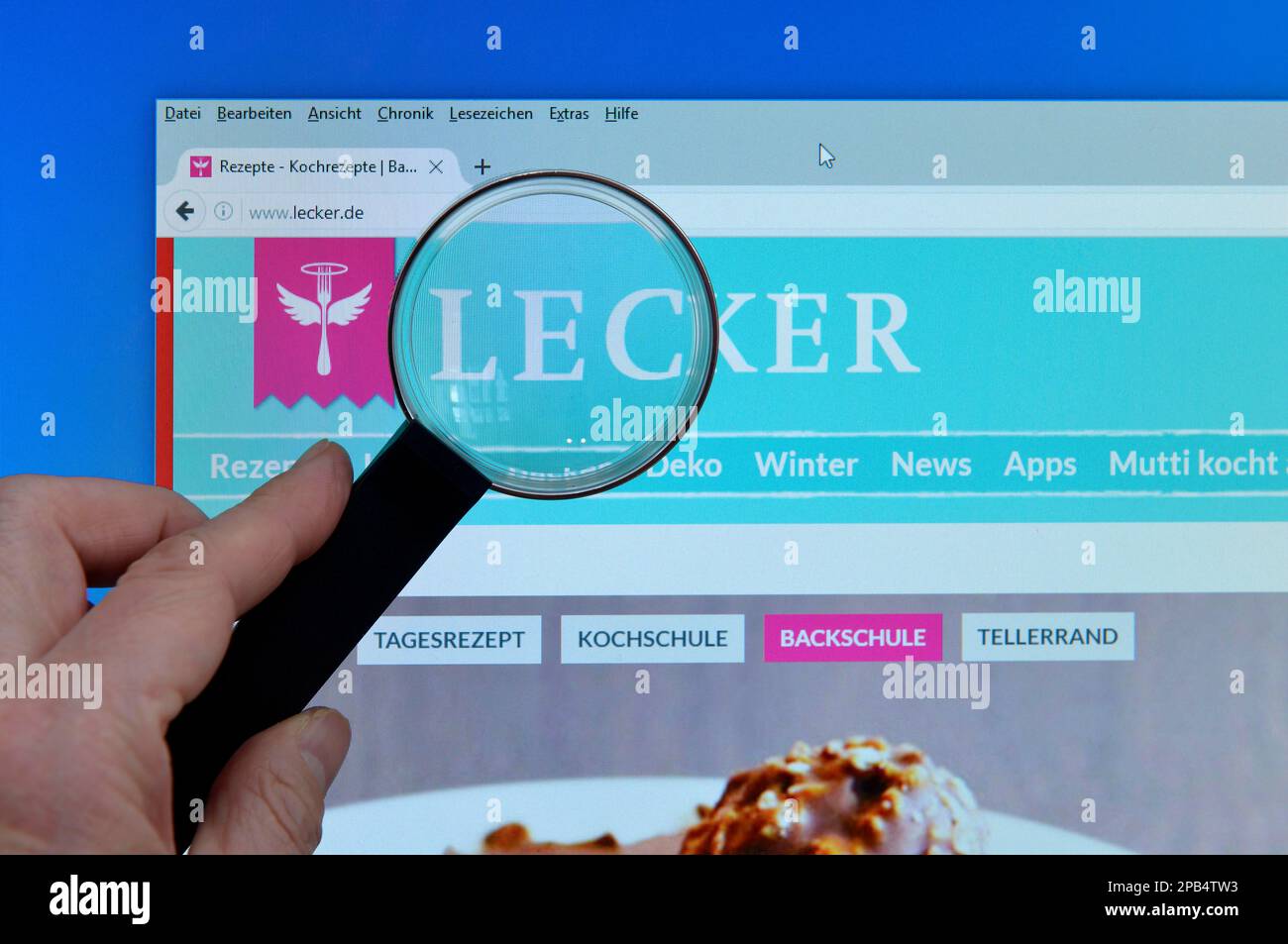 Lecker.de, website, screen, magnifying glass Stock Photo