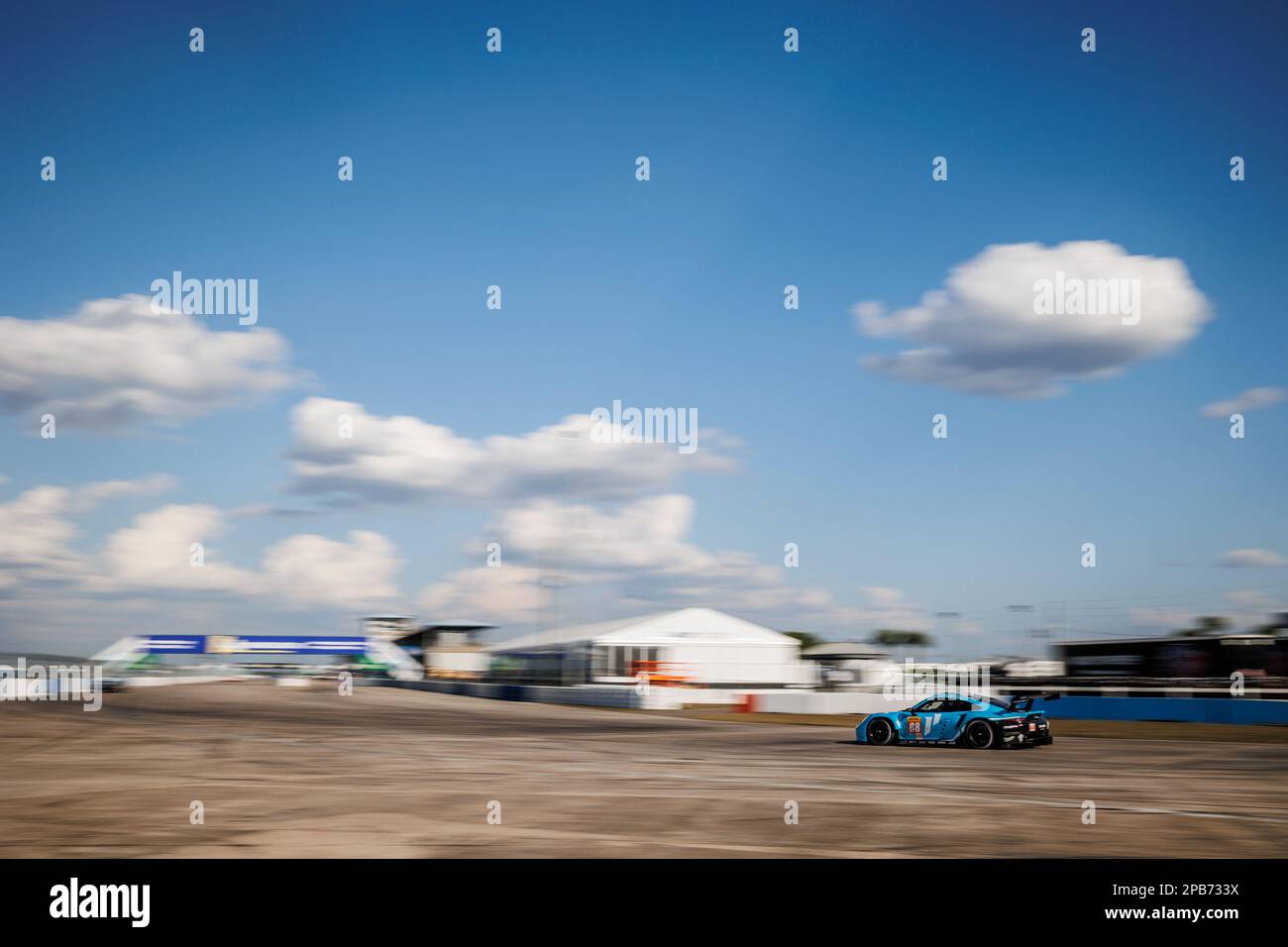 88 HARWICK Ryan (usa), ROBICHON Zachary (can), TINCKNELL Harry (gbr), Proton Competition, Porsche 911 RSR - 19, action during the Prologue of the 2023 FIA World Endurance Championship, from March 11 to 12, 2023 on the Sebring International Raceway in Sebring, Florida, USA - Photo Frédéric Le Floc'h / DPPI Stock Photo