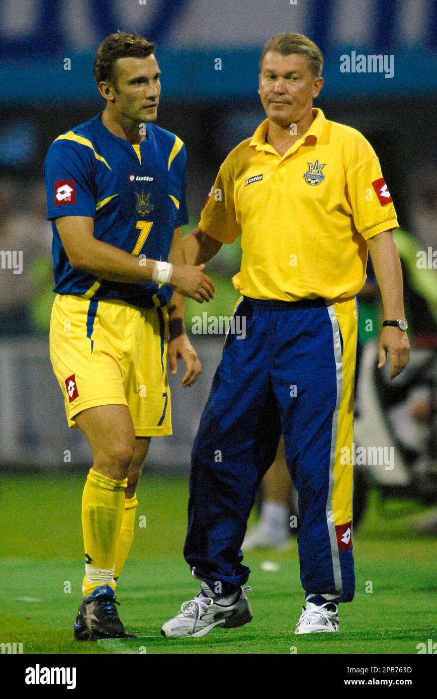 Ukraine's Andriy Shevchenko, left, and Ukraine's head coach Oleg