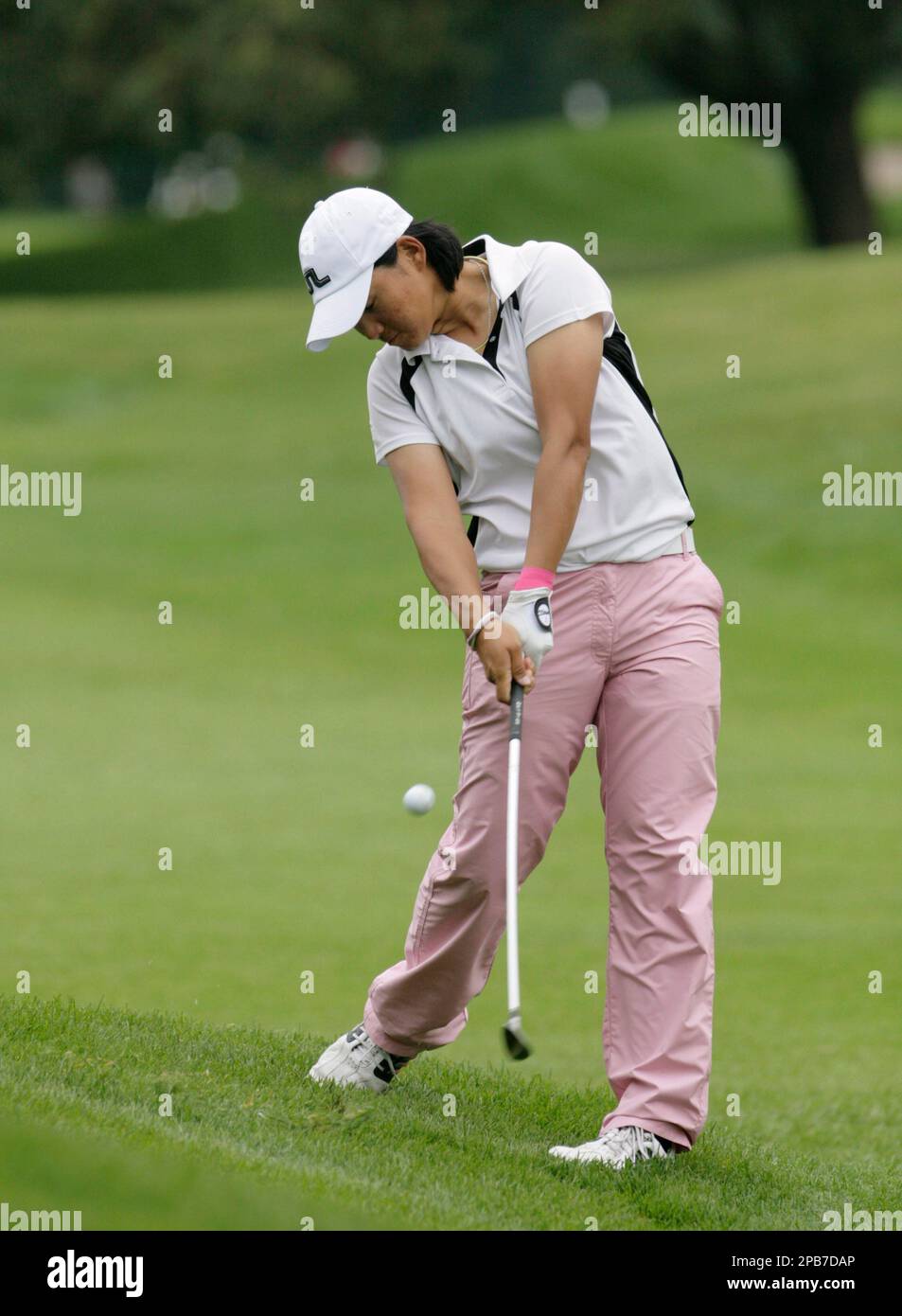 YaNi Tseng chips out of the rough at Edmonton's Royal Mayfair Golf and