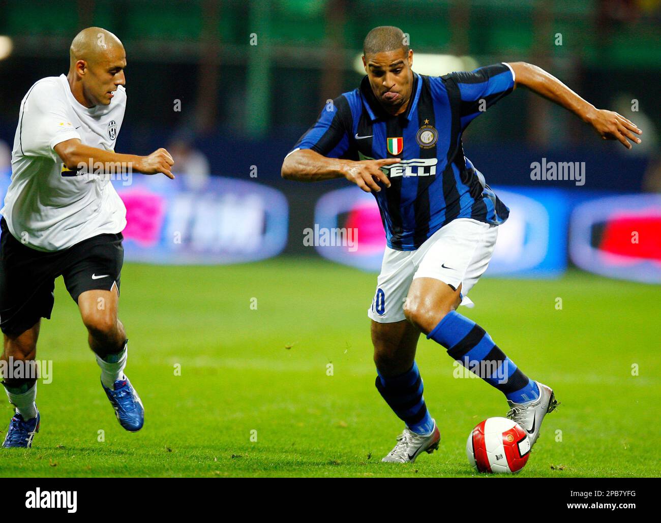 Juventus Sergio Almiron Left Of Argentina Runs After Inter Milan juventus-sergio-almiron-left-of-argentina-runs-after-inter-milan
