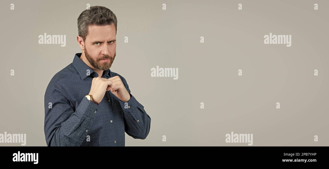 Using force in selfdefense. Standing in defensive position. Fighting