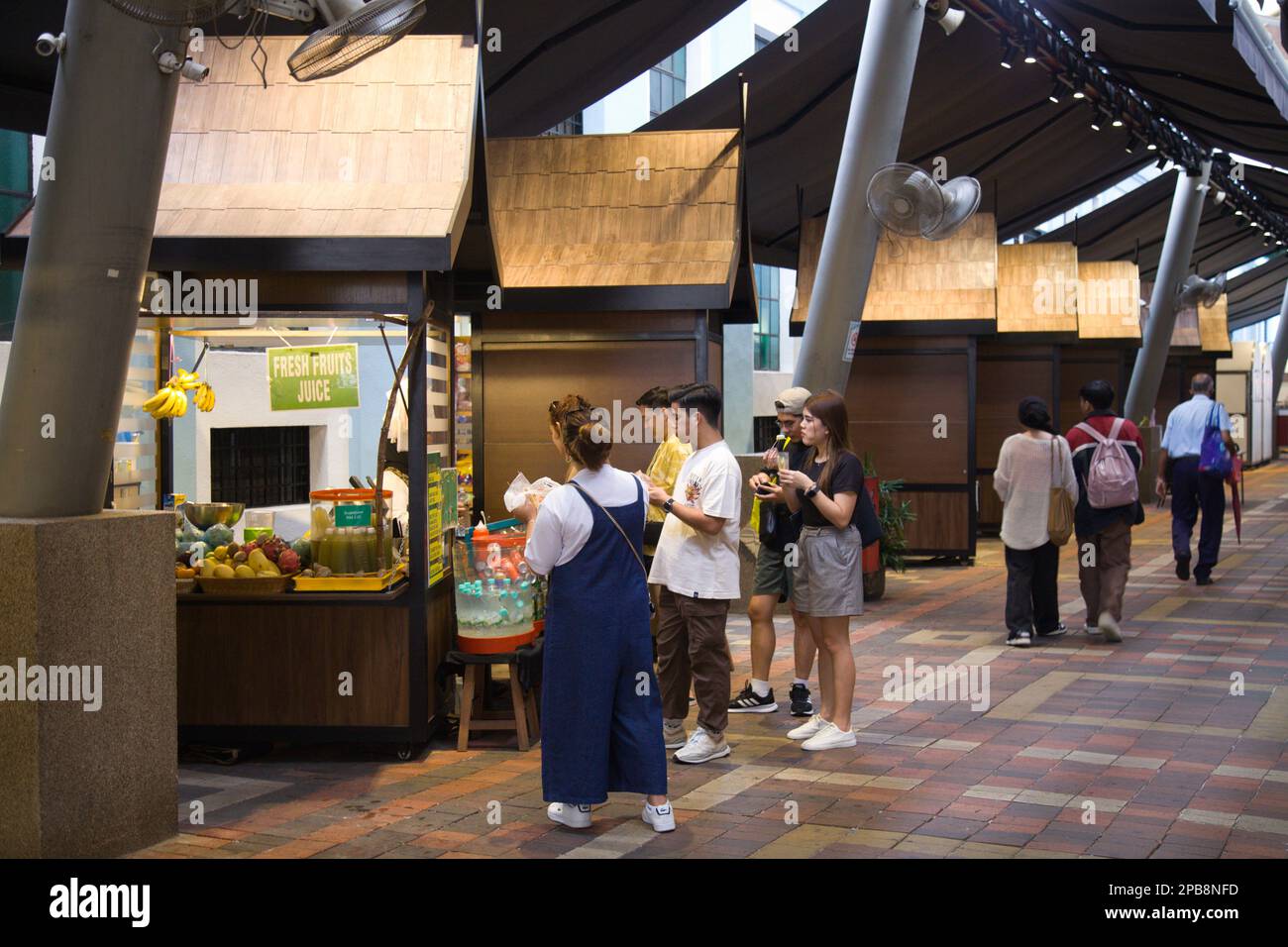 Malaysia, Kuala Lumpur, Chinatown, Kasturi Walk, juice stand, people
