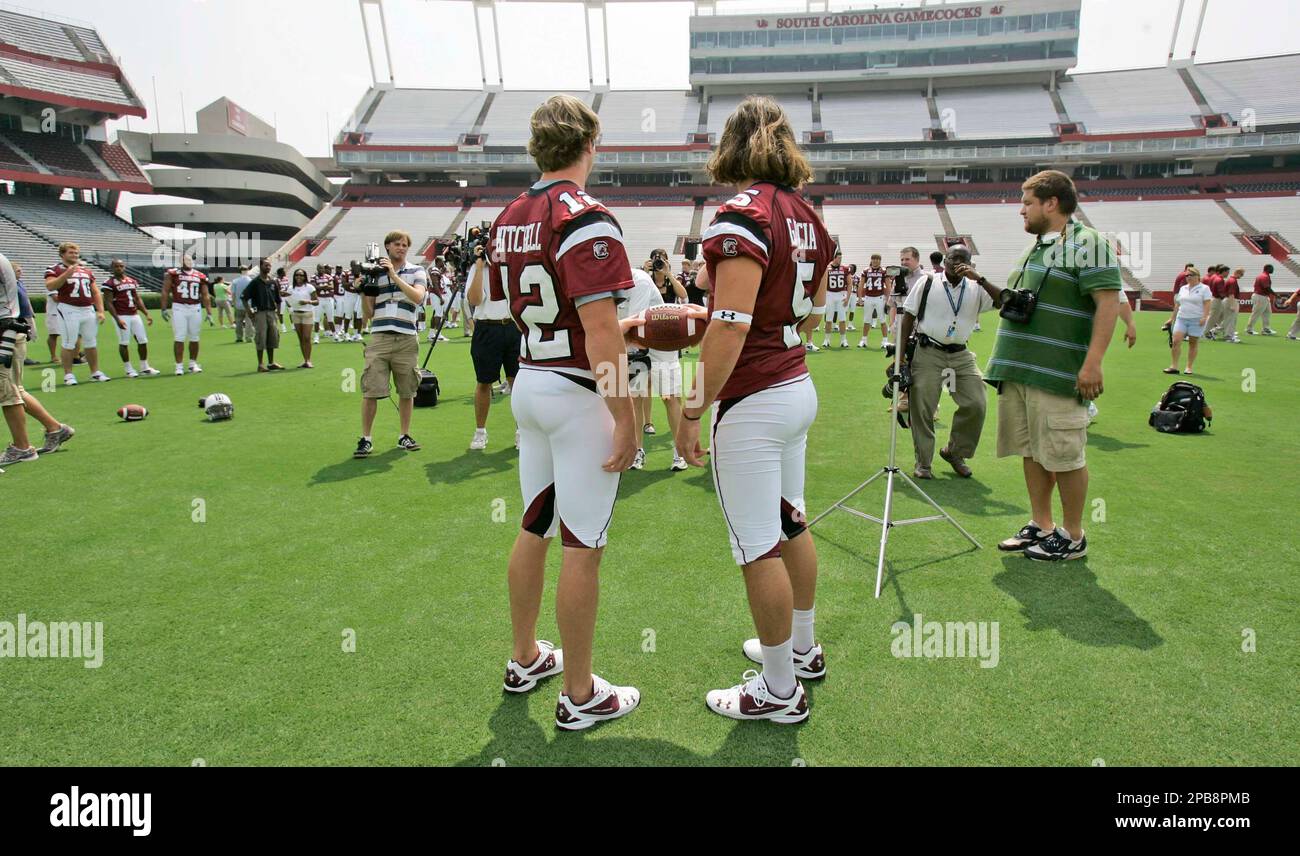 South Carolina quarterbacks, Blake Mitchell (12) and freshman Stephen