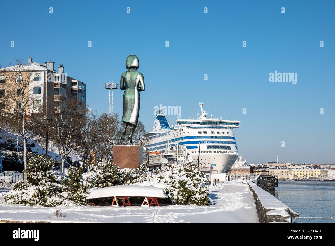 Backside of Rauhanpatsas sculpture, designed by Essi Renvall and ...